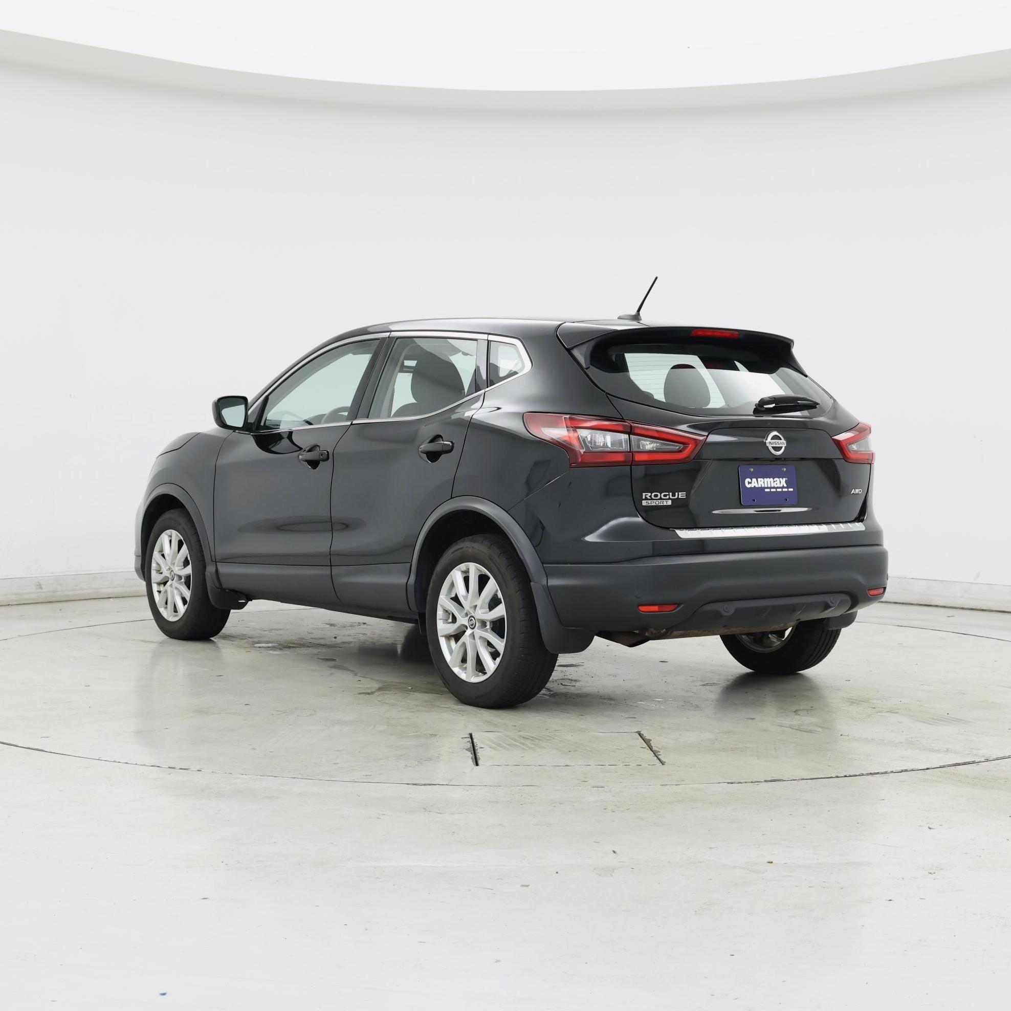 Thumbnail: 2020 Nissan Rogue Sport - 2