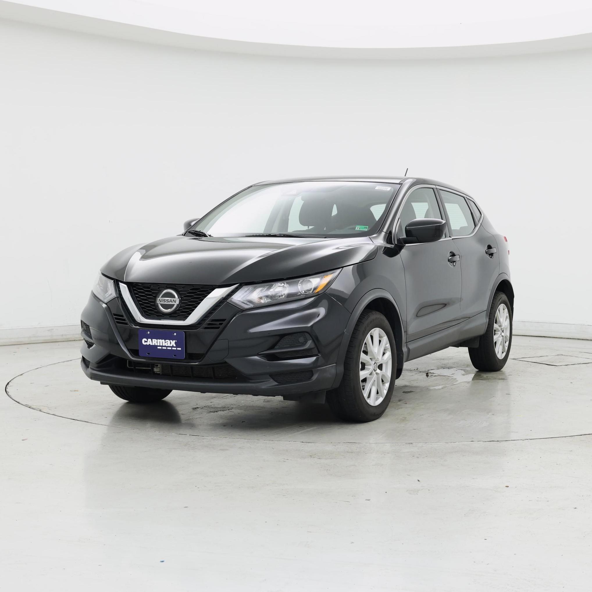 Thumbnail: 2020 Nissan Rogue Sport - 4