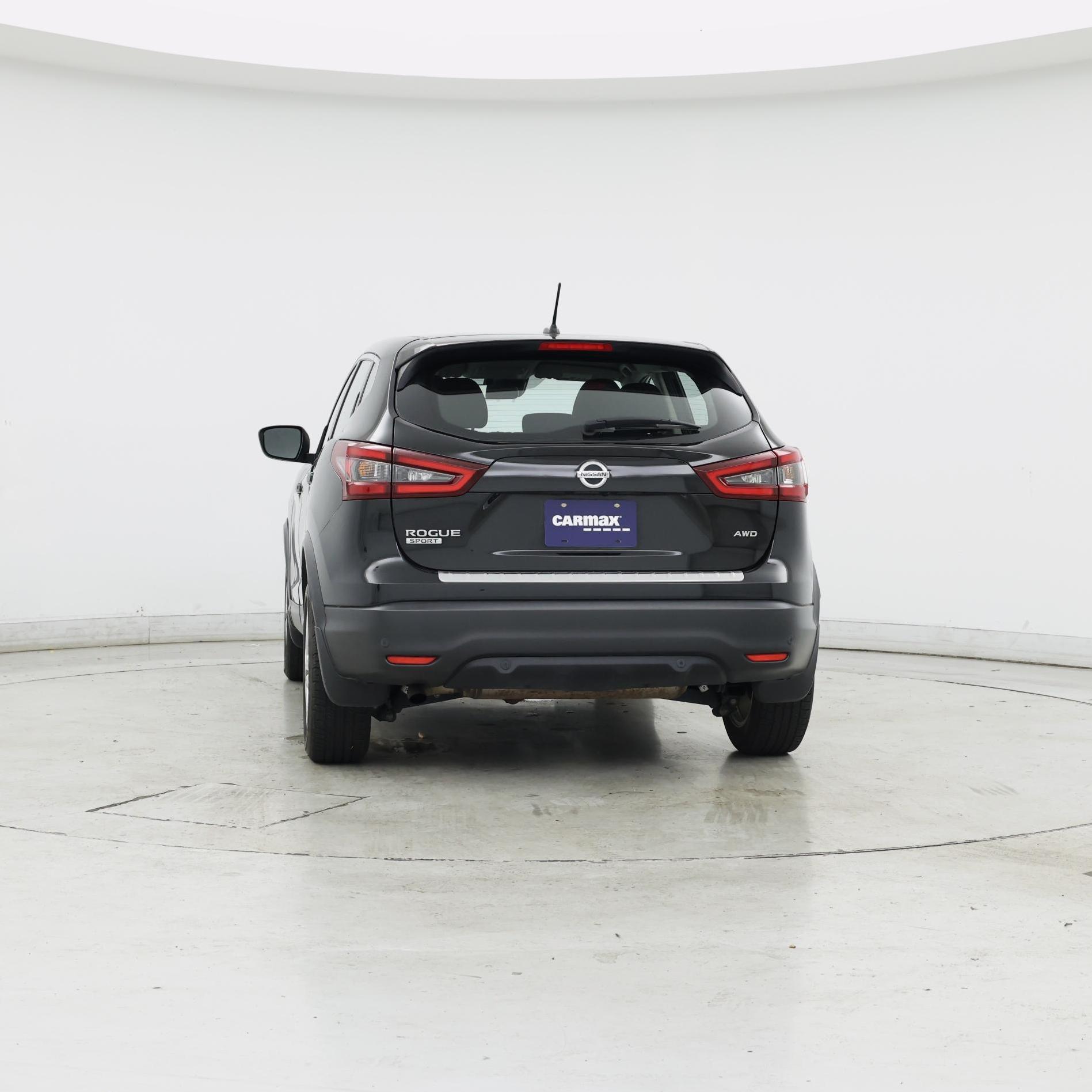 Thumbnail: 2020 Nissan Rogue Sport - 6