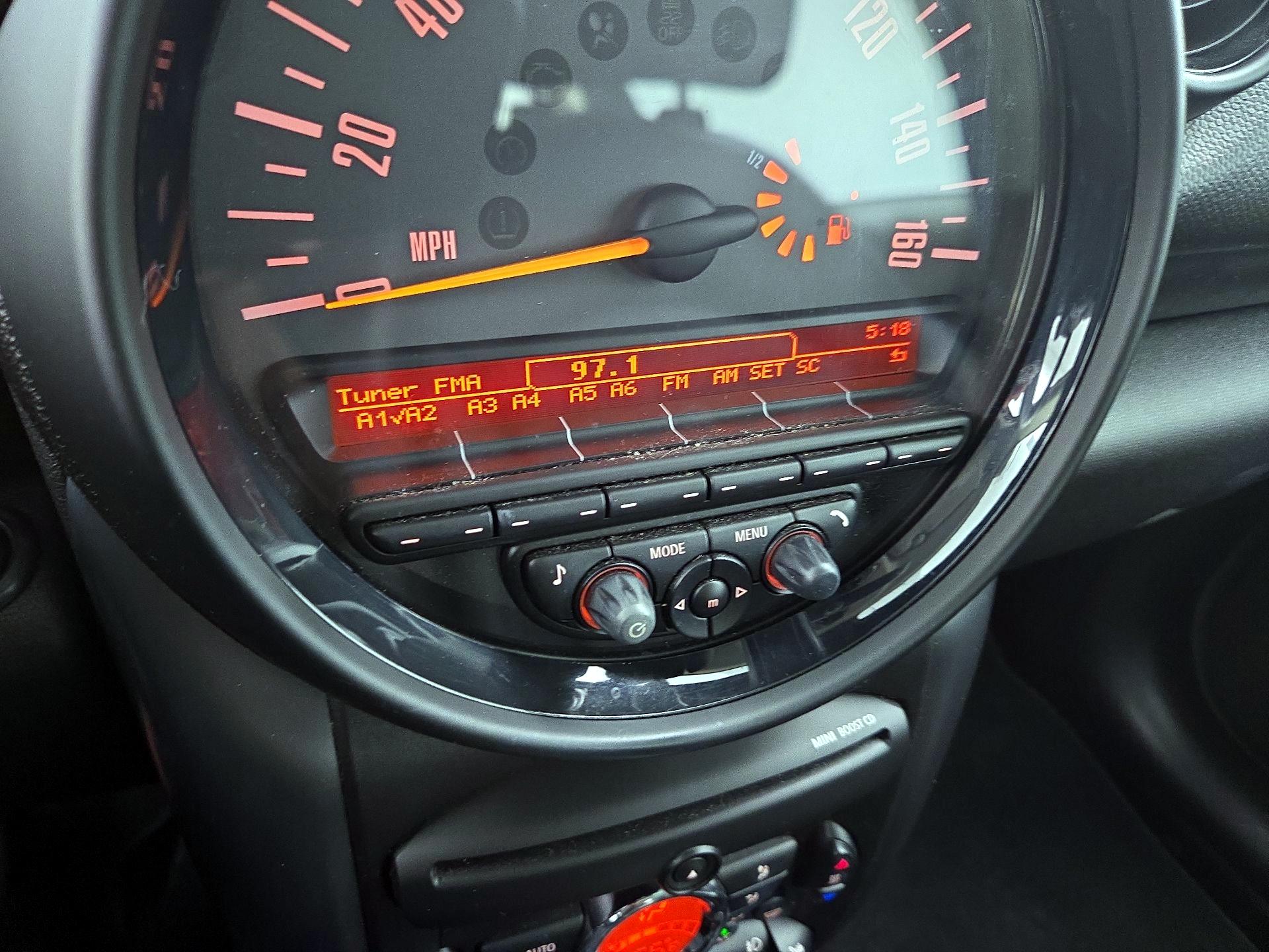 Thumbnail: 2015 MINI Cooper Countryman - 13