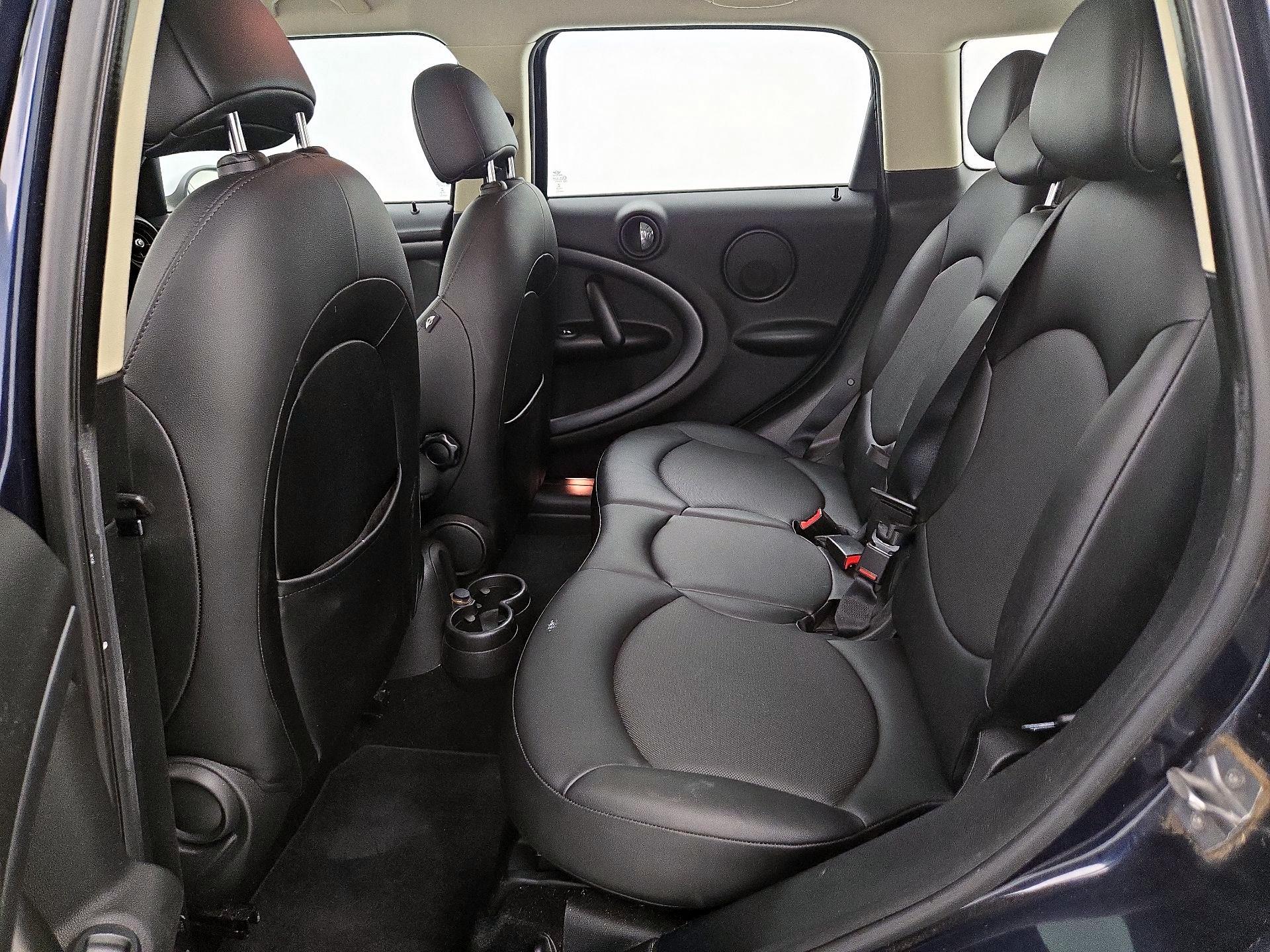 Thumbnail: 2015 MINI Cooper Countryman - 18