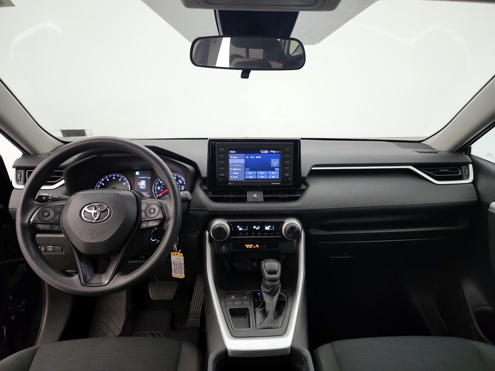 Thumbnail: 2022 Toyota RAV4 - 9