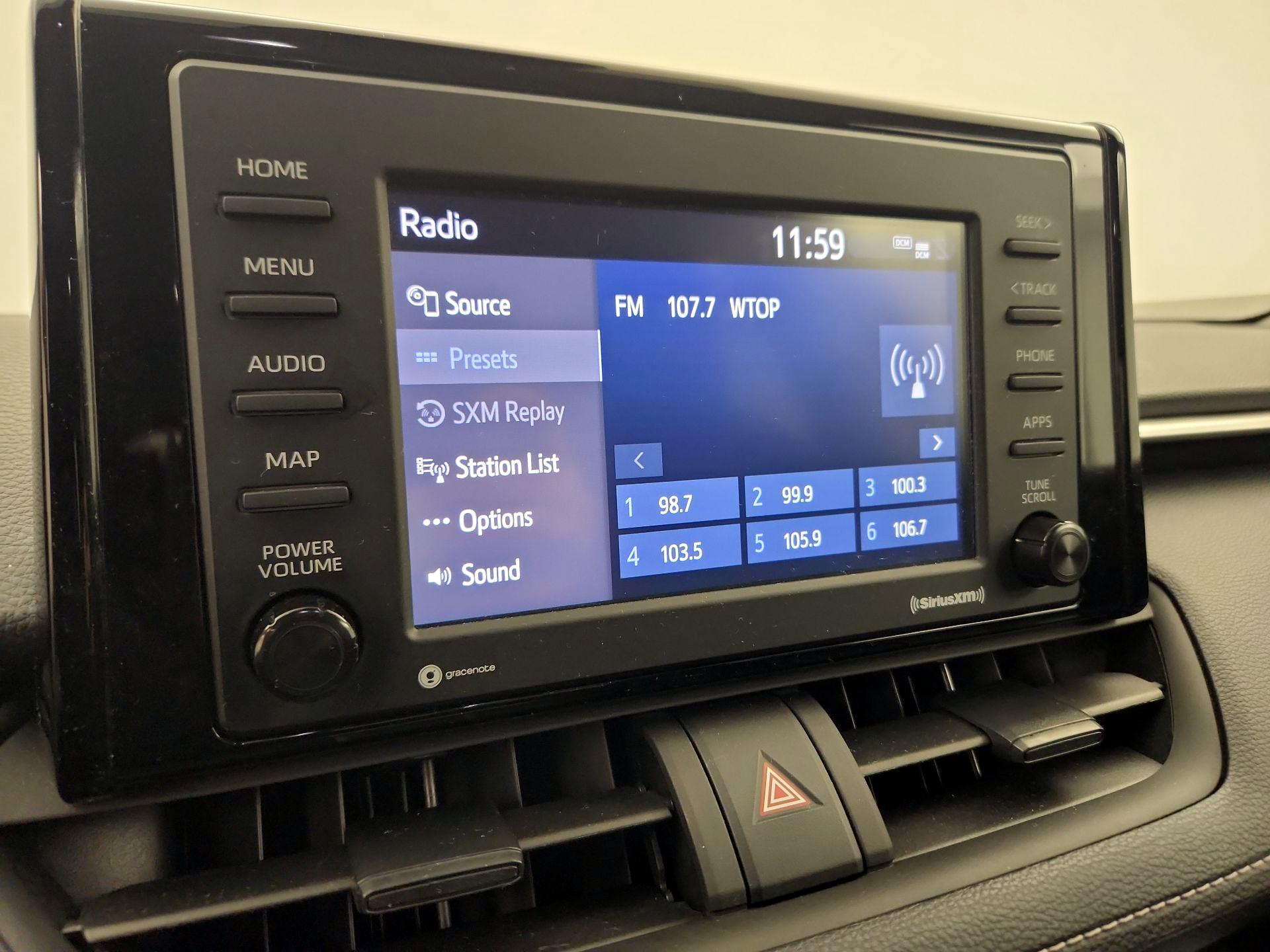 Thumbnail: 2022 Toyota RAV4 - 15