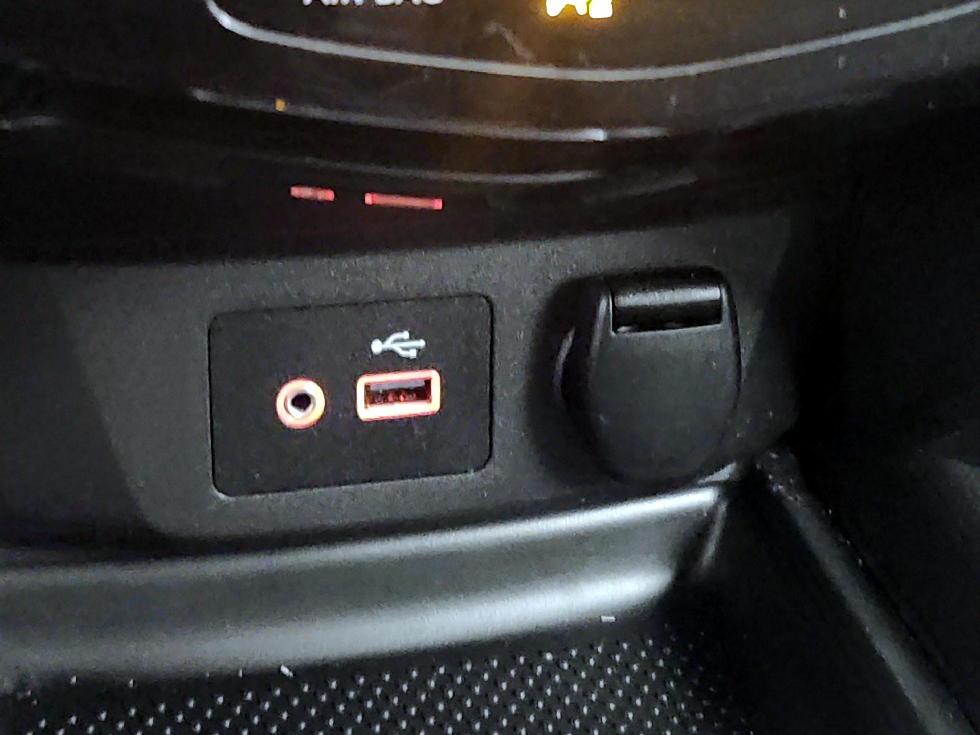 Thumbnail: 2020 Nissan Rogue - 18