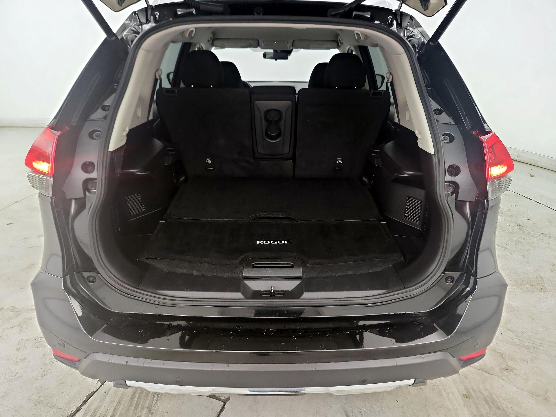 Thumbnail: 2020 Nissan Rogue - 20