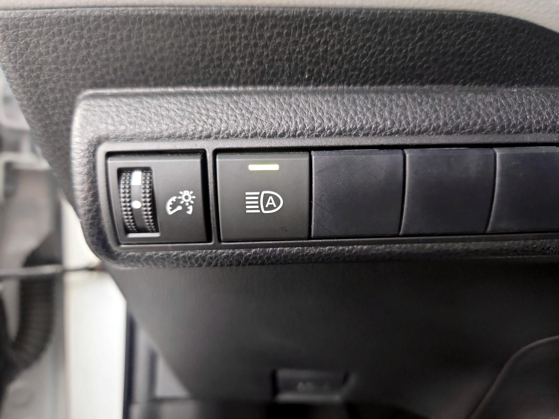 Thumbnail: 2021 Toyota Corolla - 13