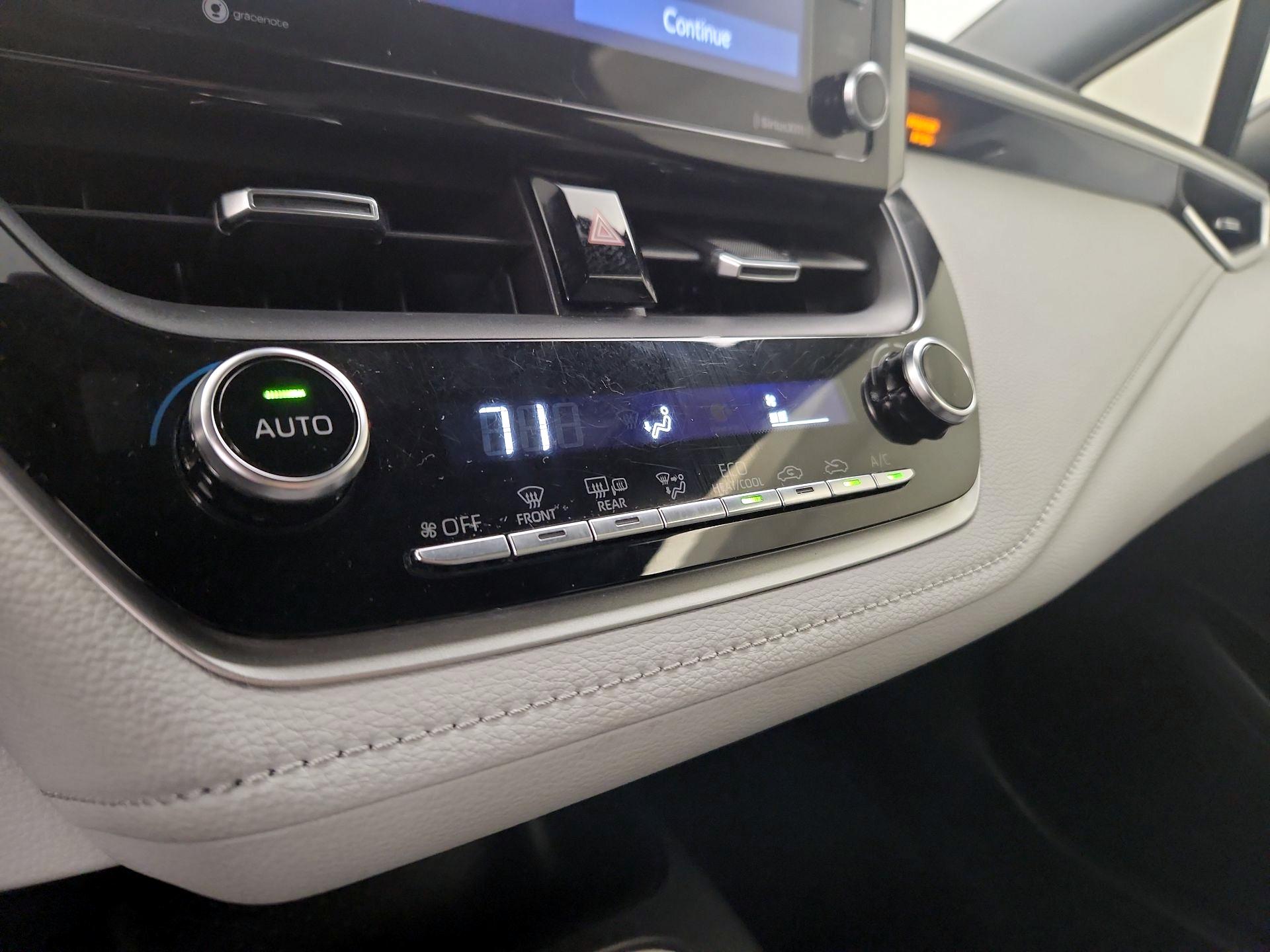 Thumbnail: 2021 Toyota Corolla - 16