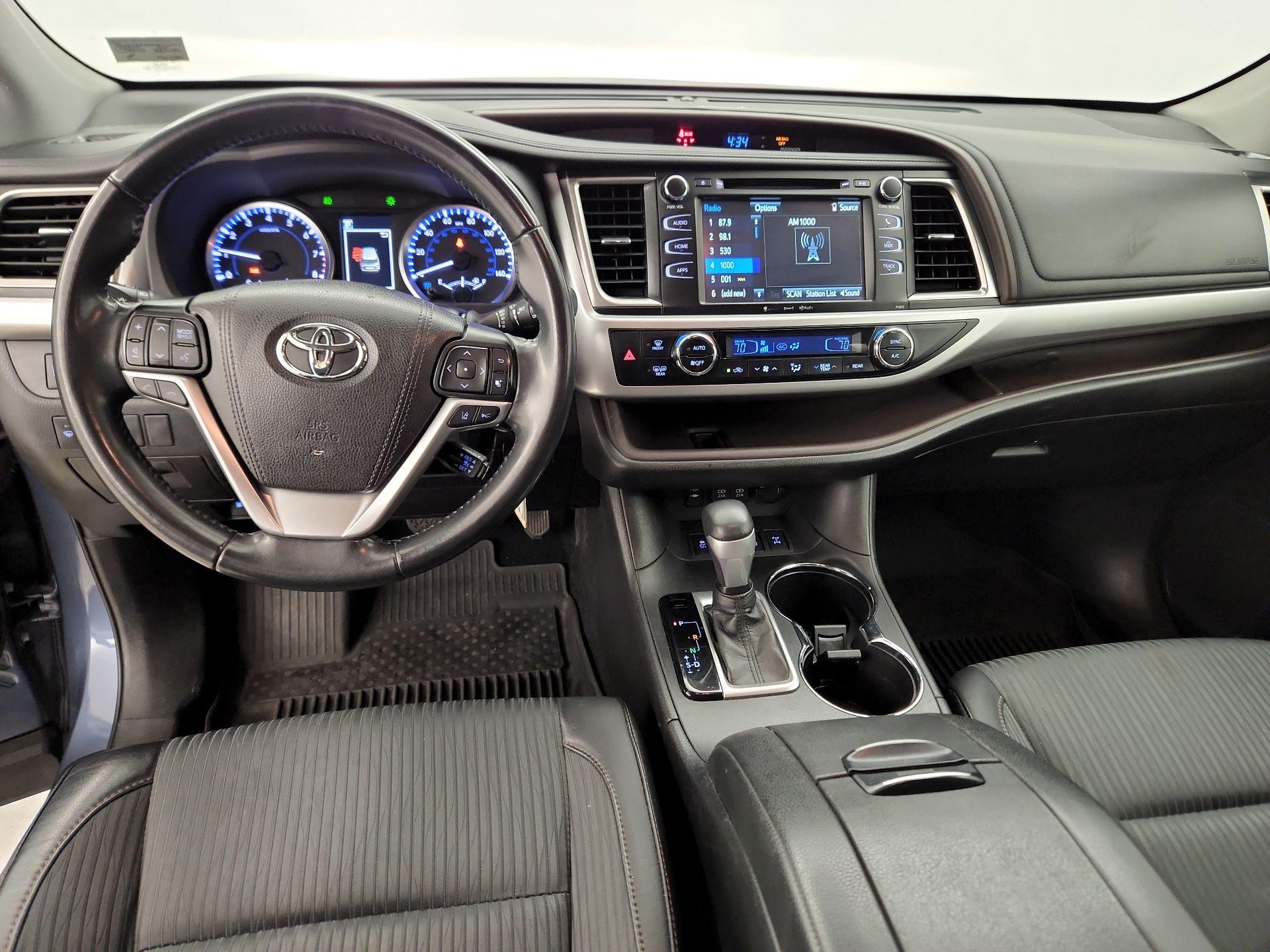 Thumbnail: 2019 Toyota Highlander - 9