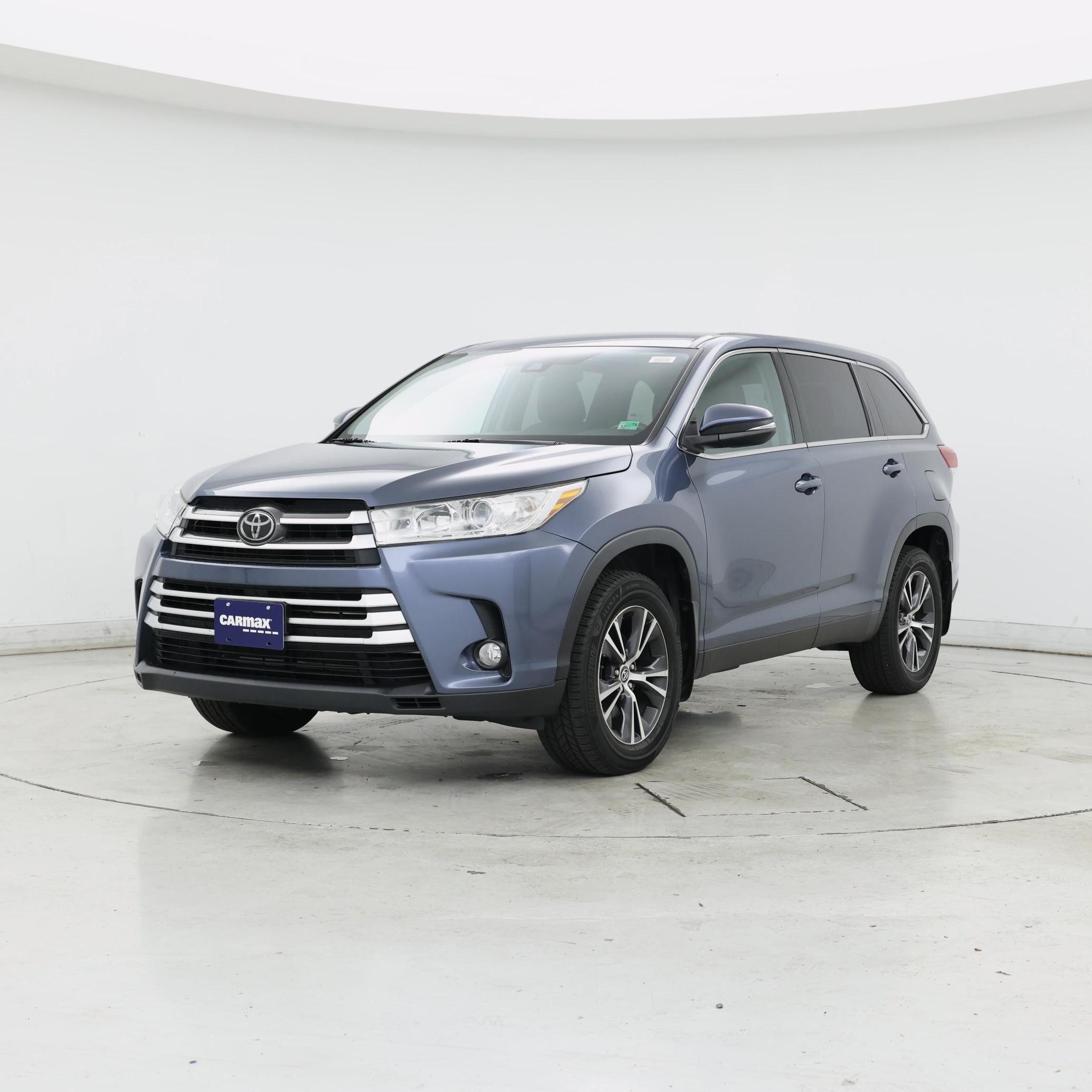 Thumbnail: 2019 Toyota Highlander - 4