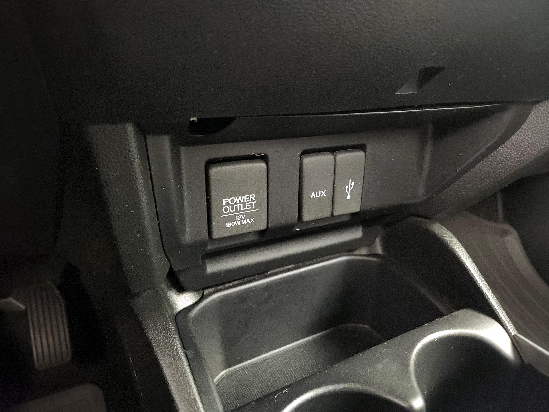 Thumbnail: 2015 Honda Fit - 18