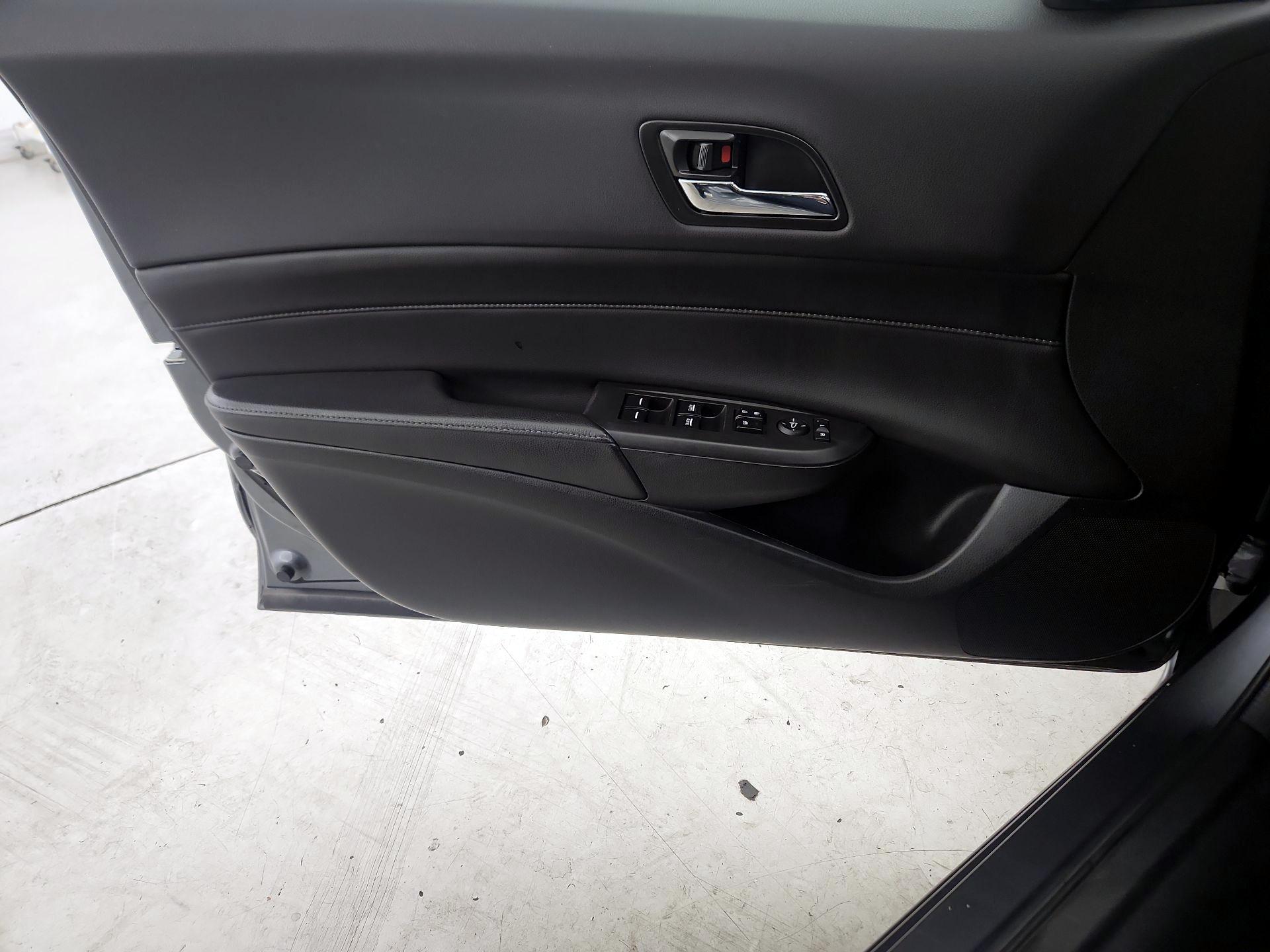 Thumbnail: 2014 Acura ILX - 12