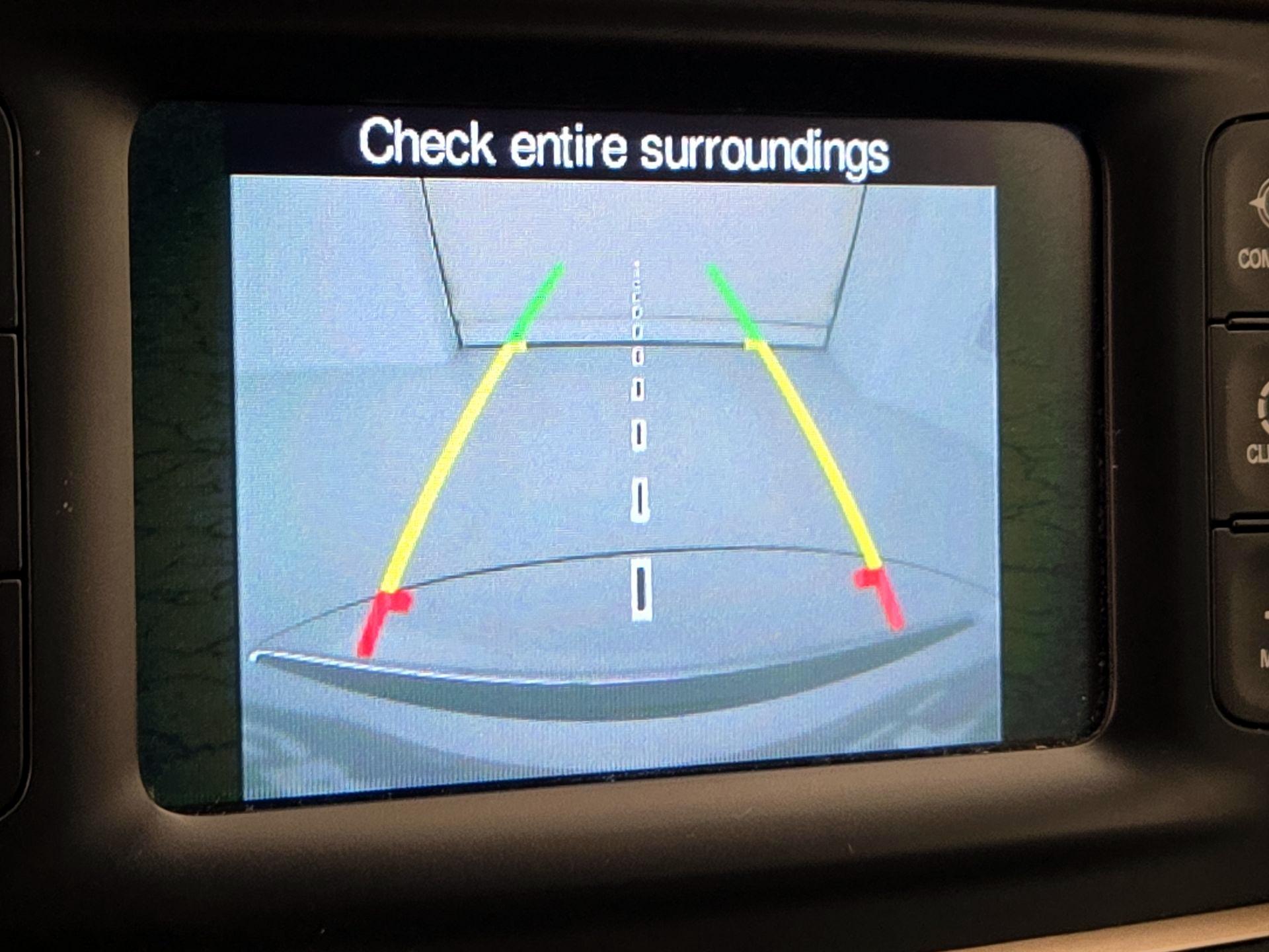 Thumbnail: 2015 Jeep Grand Cherokee - 14