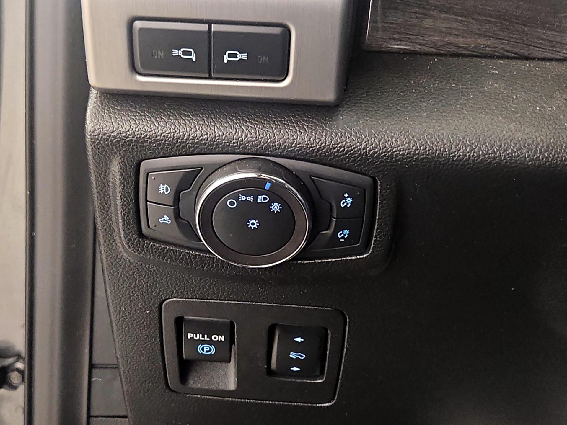 Thumbnail: 2019 Ford F-150 - 13