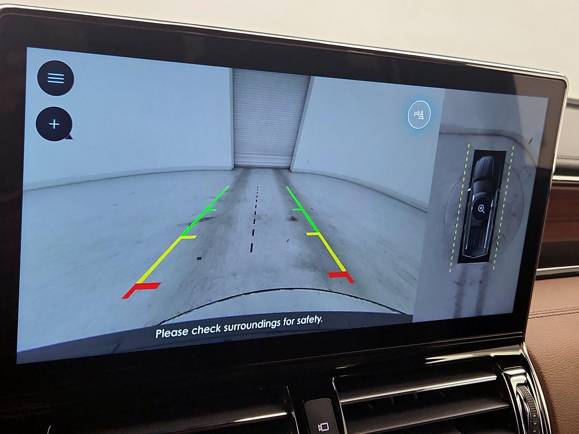 Thumbnail: 2024 Lincoln Navigator - 15