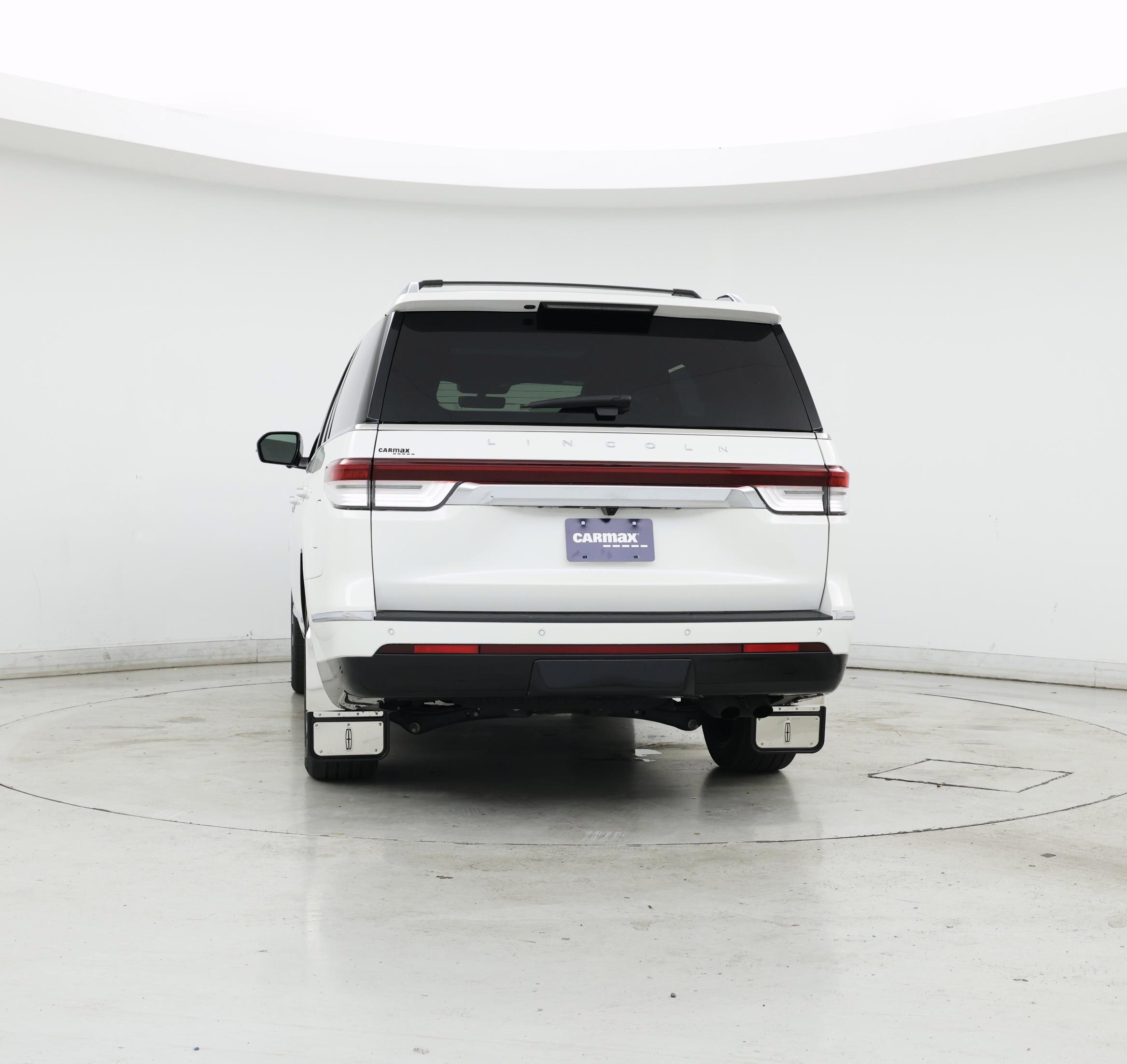 Thumbnail: 2024 Lincoln Navigator - 6