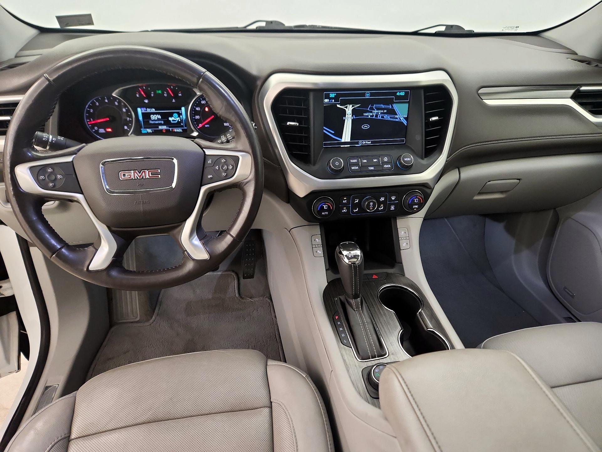 Thumbnail: 2017 GMC Acadia - 11