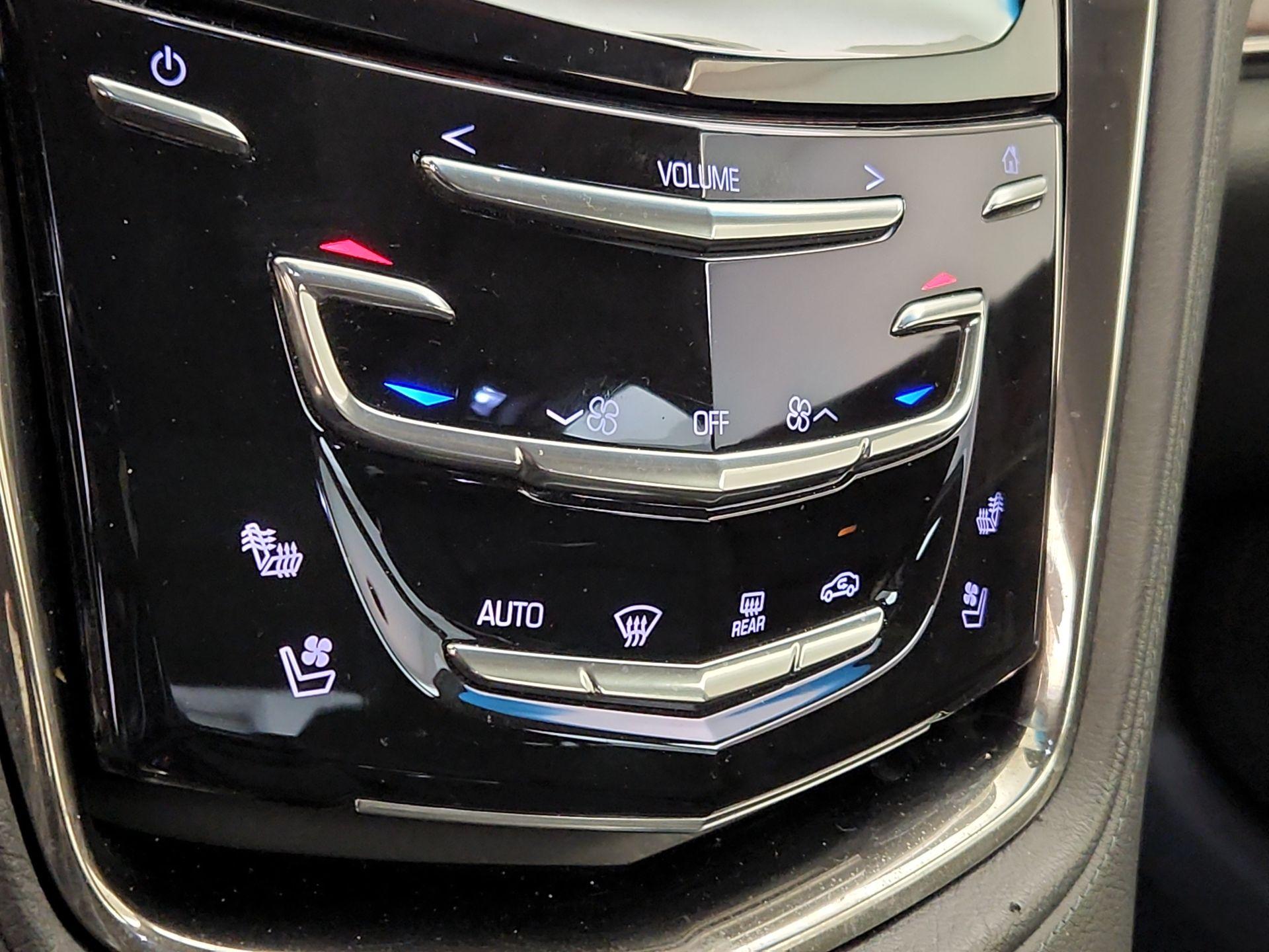 Thumbnail: 2019 Cadillac CTS - 17