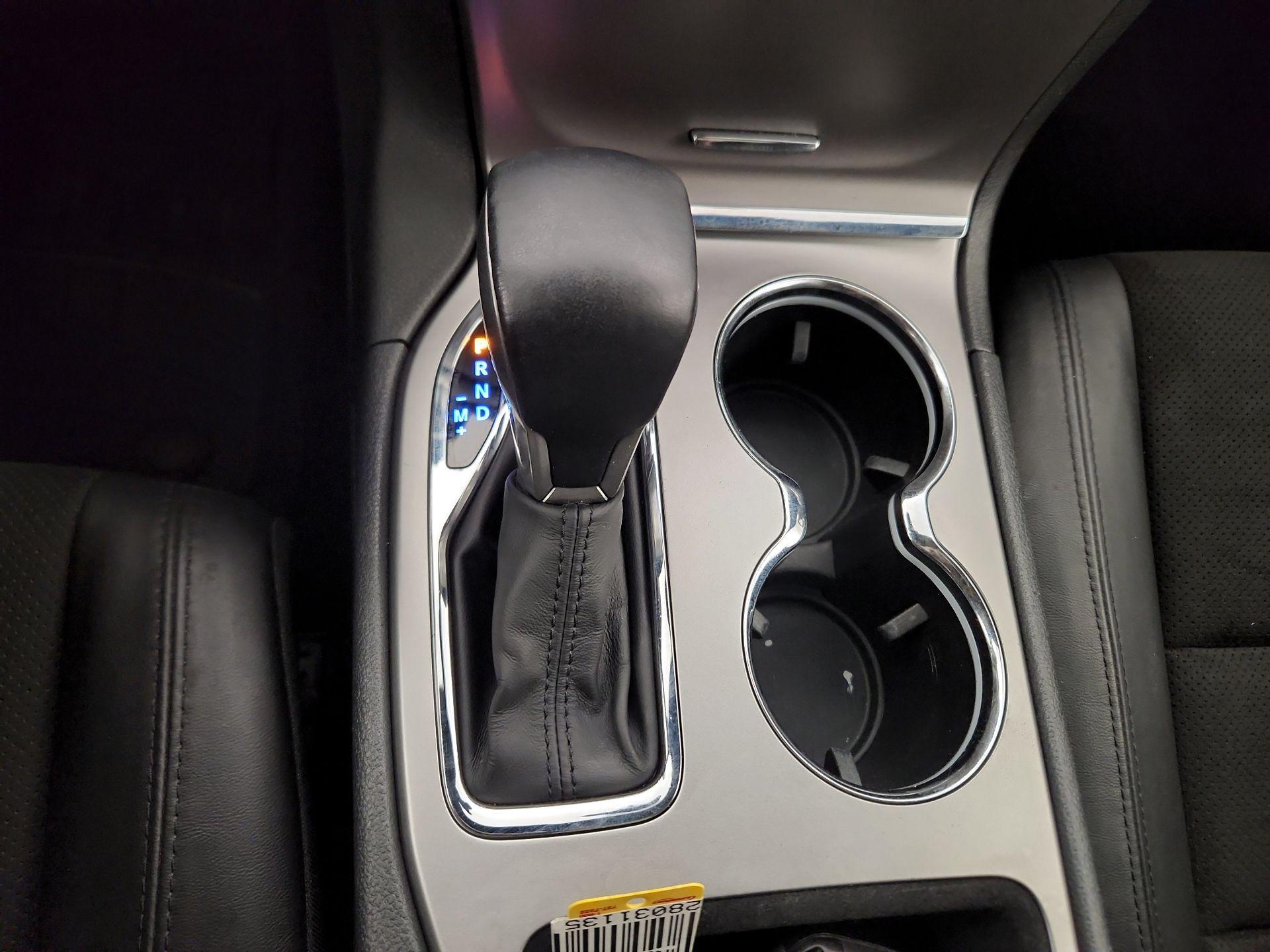 Thumbnail: 2018 Jeep Grand Cherokee - 17