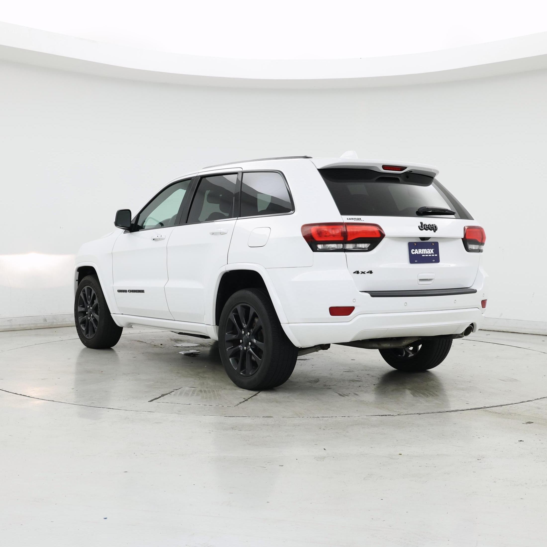 Thumbnail: 2018 Jeep Grand Cherokee - 2