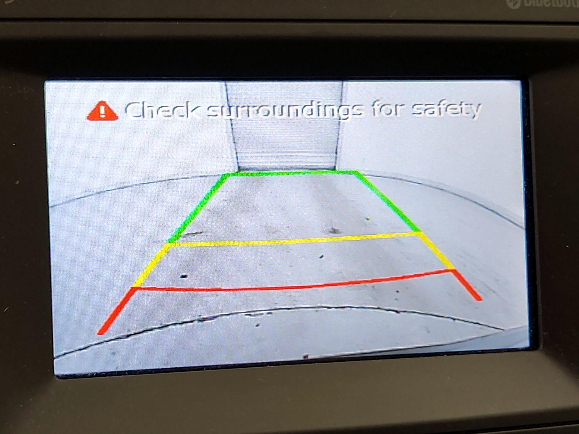 Thumbnail: 2014 Hyundai Santa Fe - 14