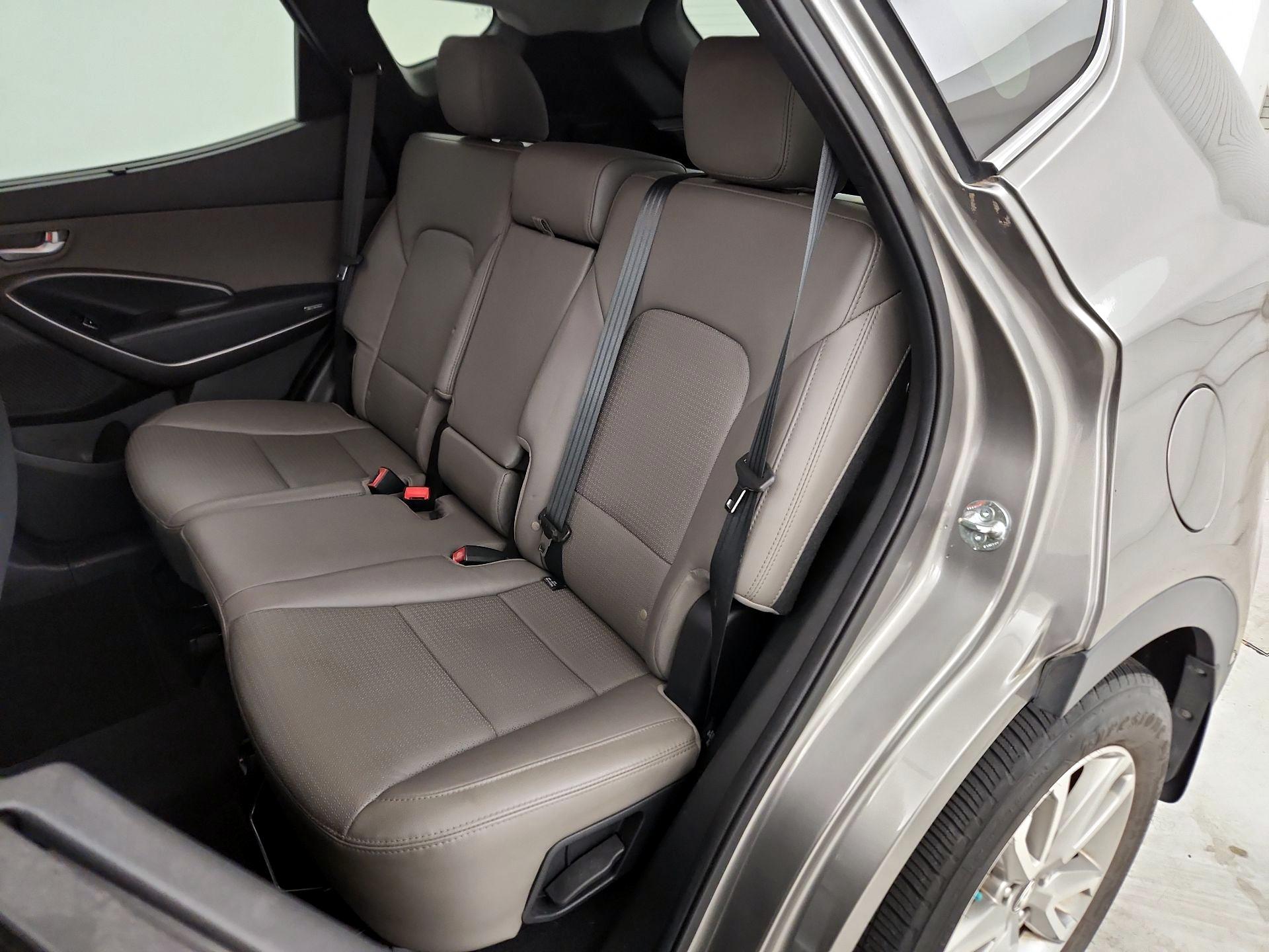 Thumbnail: 2014 Hyundai Santa Fe - 19