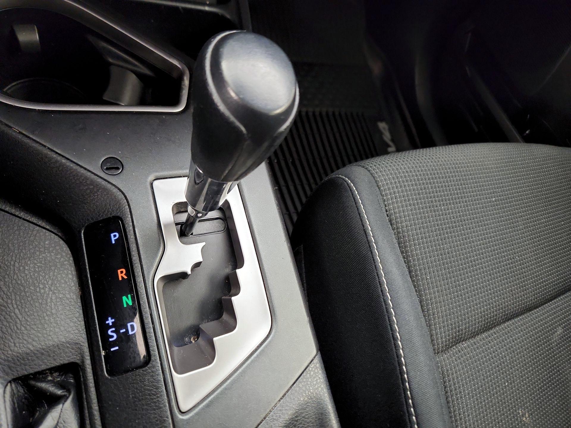 Thumbnail: 2018 Toyota RAV4 - 18