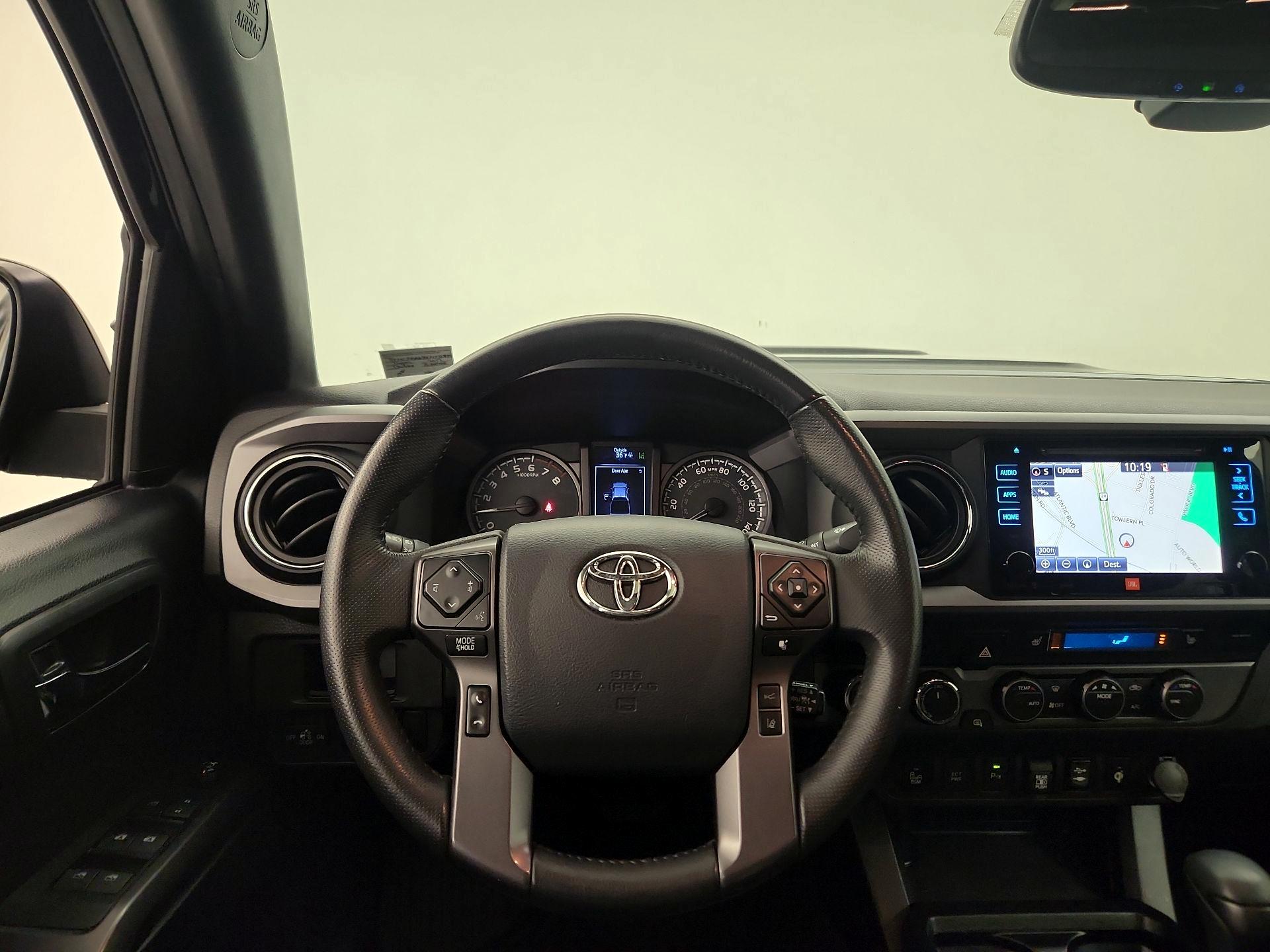 Thumbnail: 2019 Toyota Tacoma - 10
