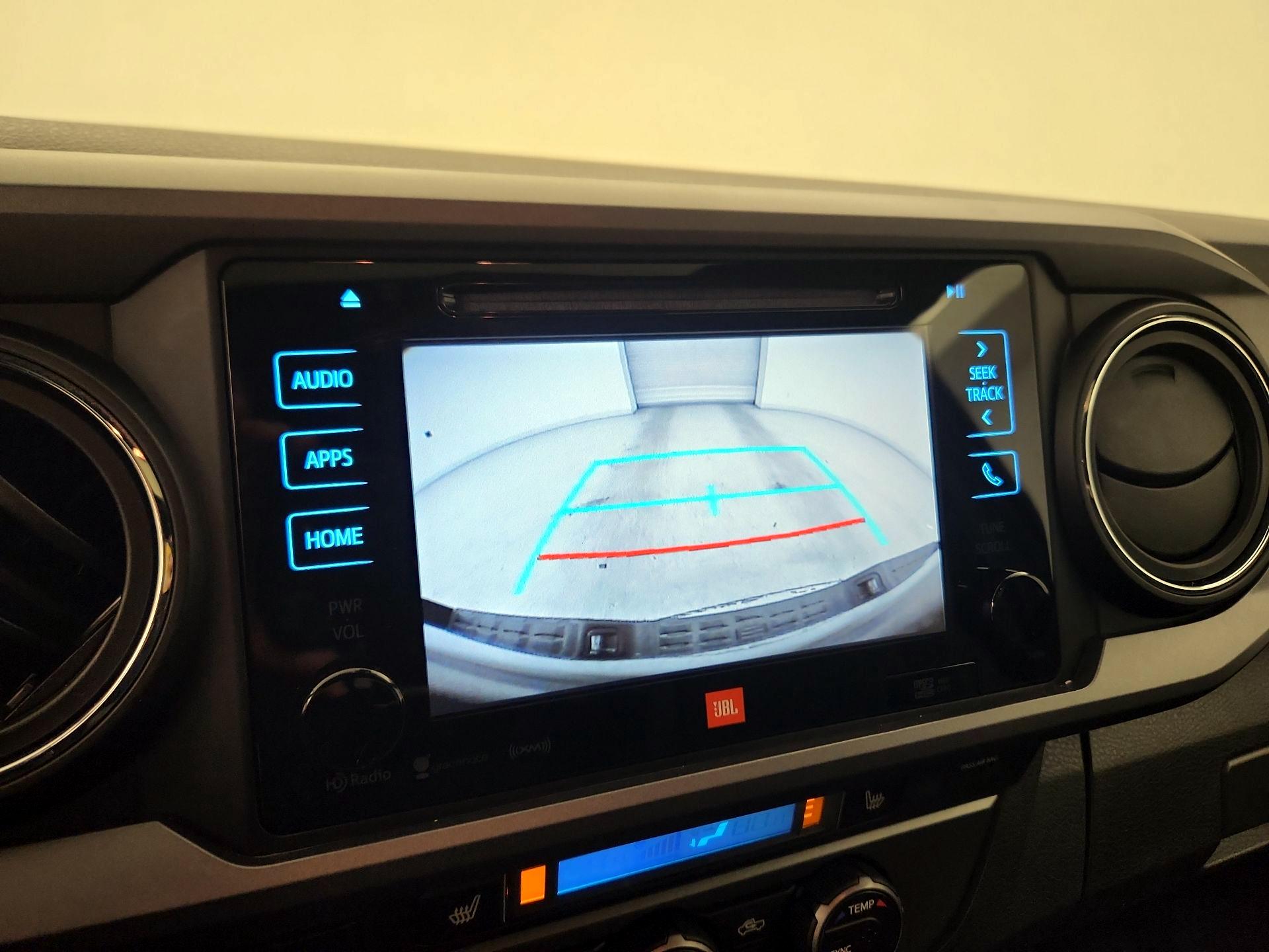 Thumbnail: 2019 Toyota Tacoma - 15