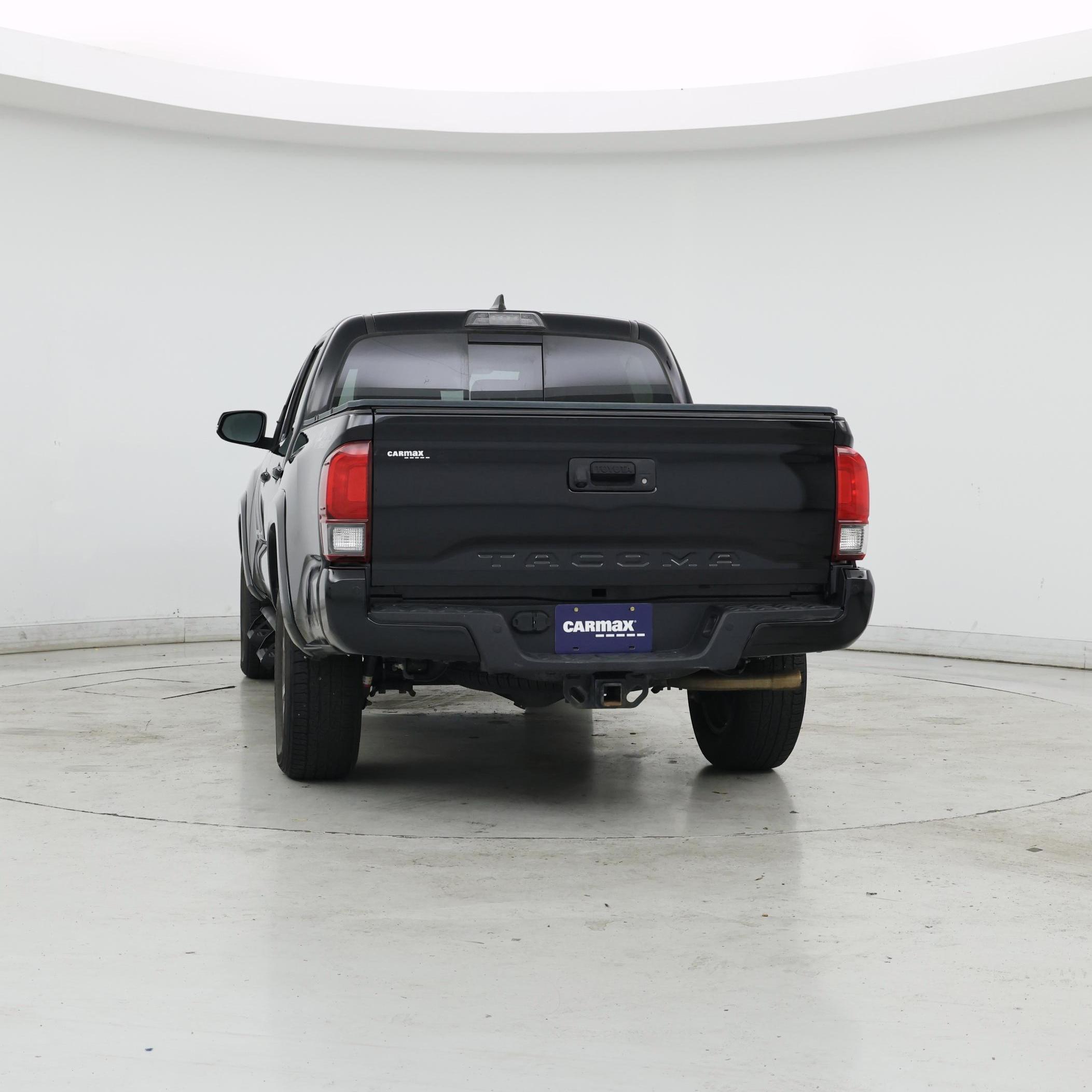 Thumbnail: 2019 Toyota Tacoma - 6