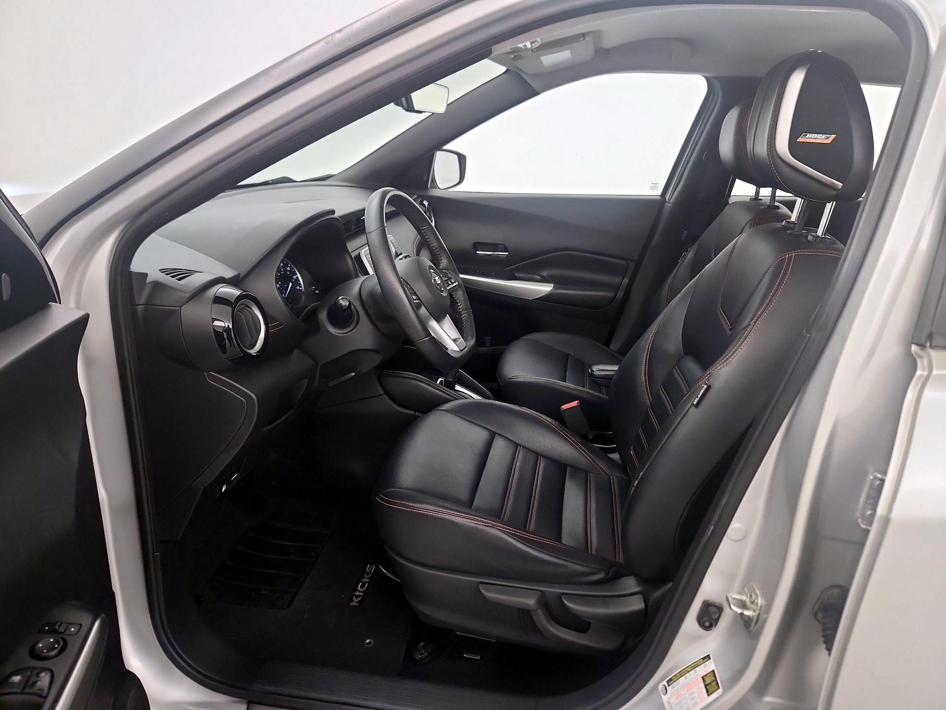 Thumbnail: 2020 Nissan Kicks - 11