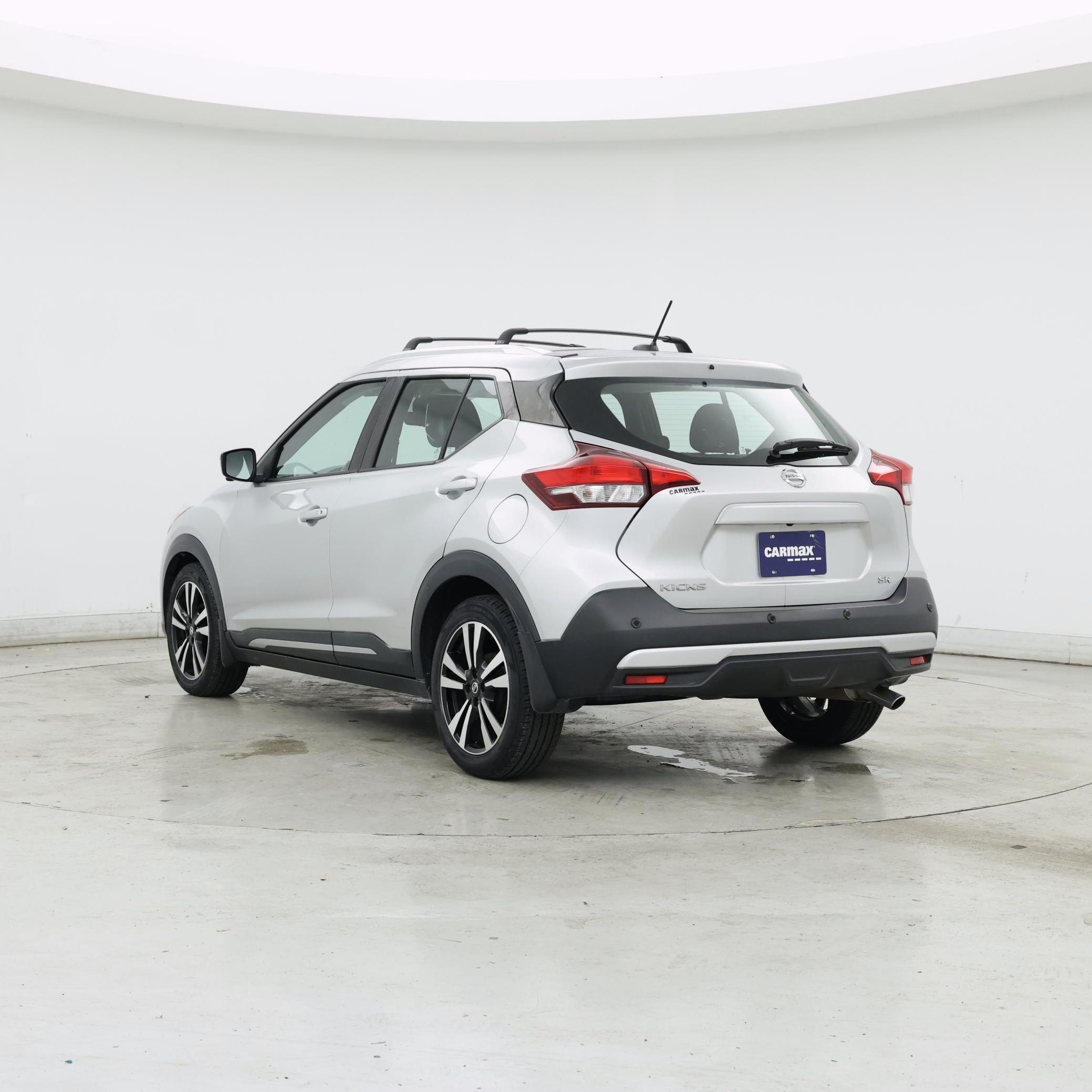 Thumbnail: 2020 Nissan Kicks - 2