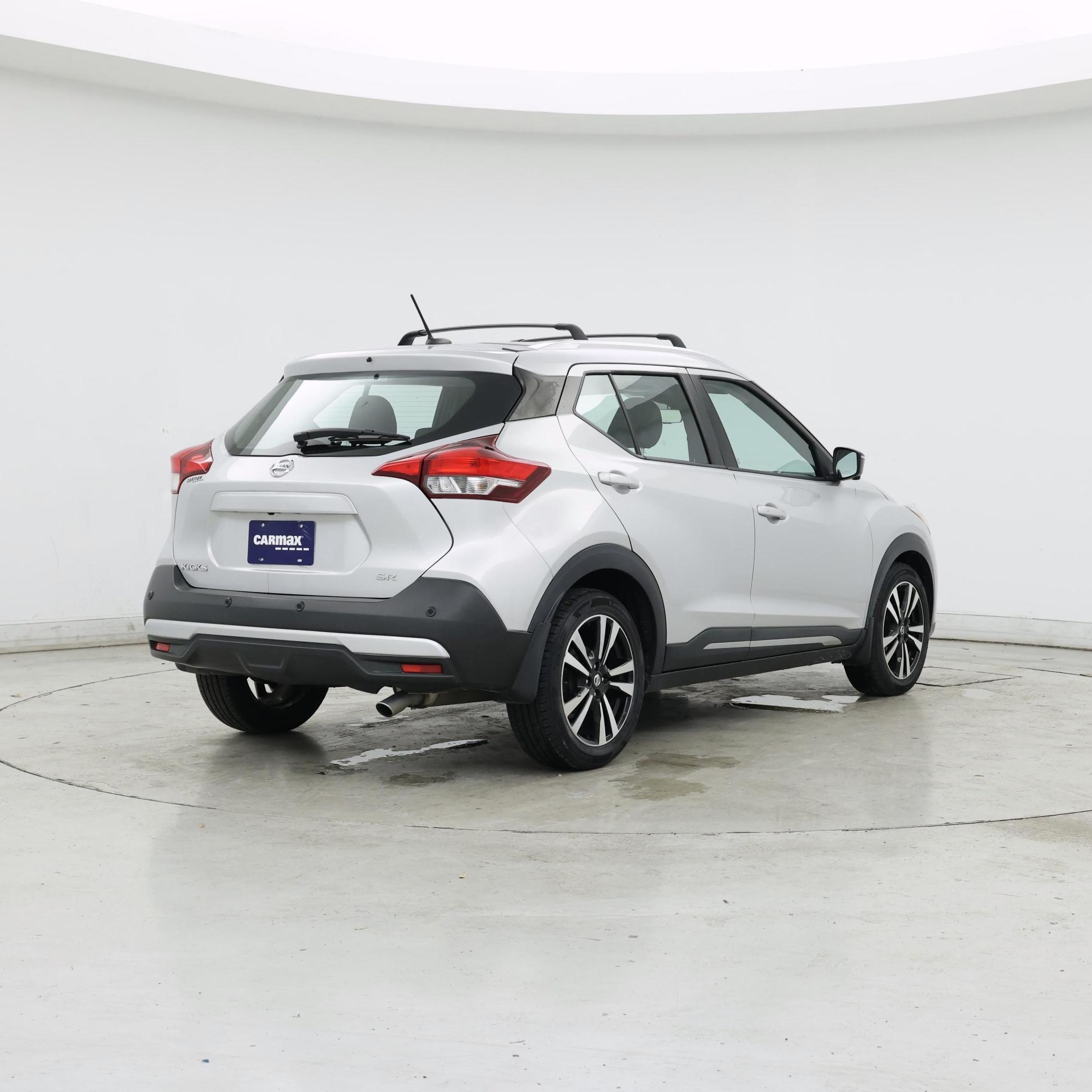Thumbnail: 2020 Nissan Kicks - 8