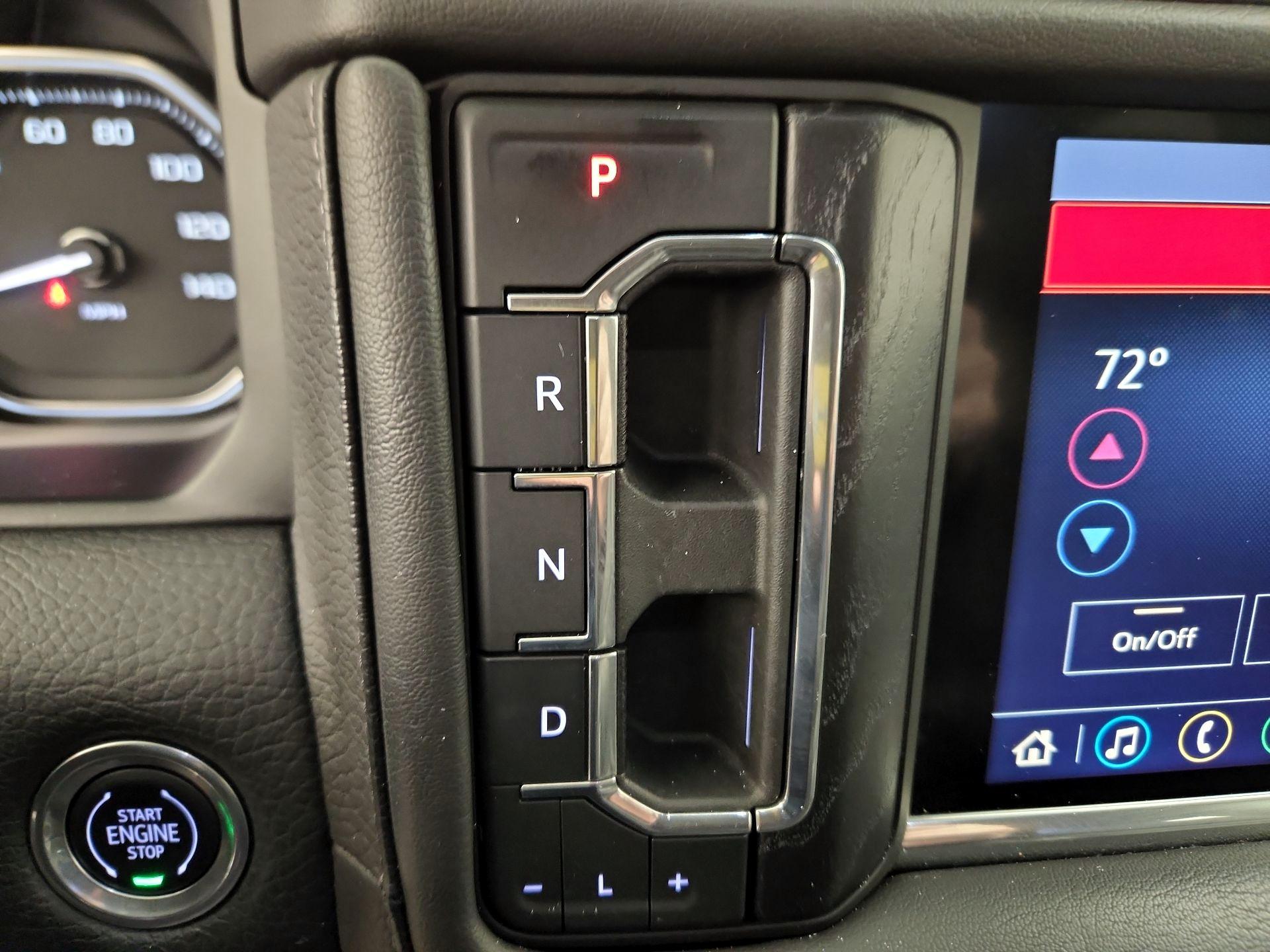 Thumbnail: 2021 GMC Yukon - 17