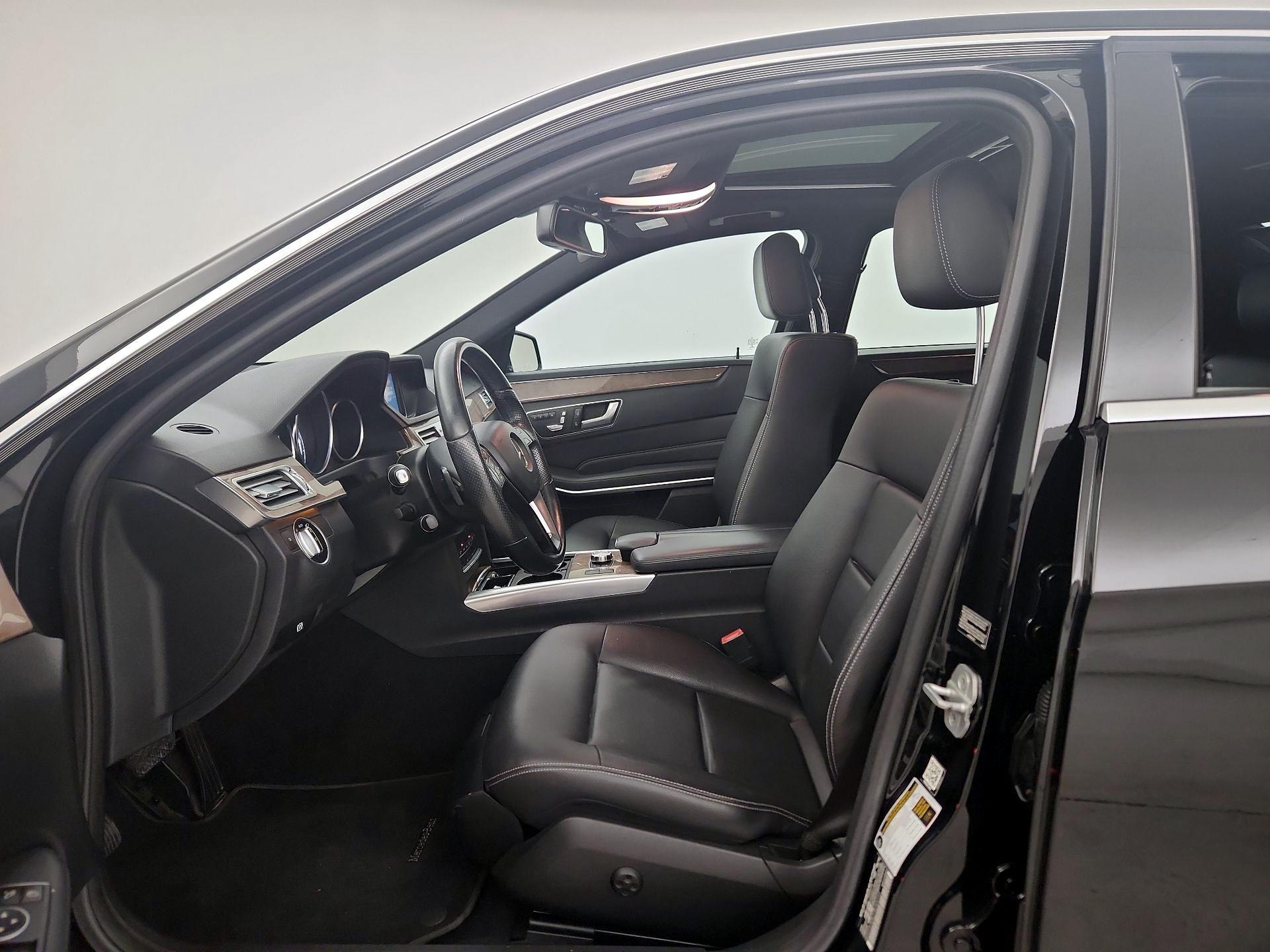 Thumbnail: 2015 Mercedes-Benz E-Class - 11