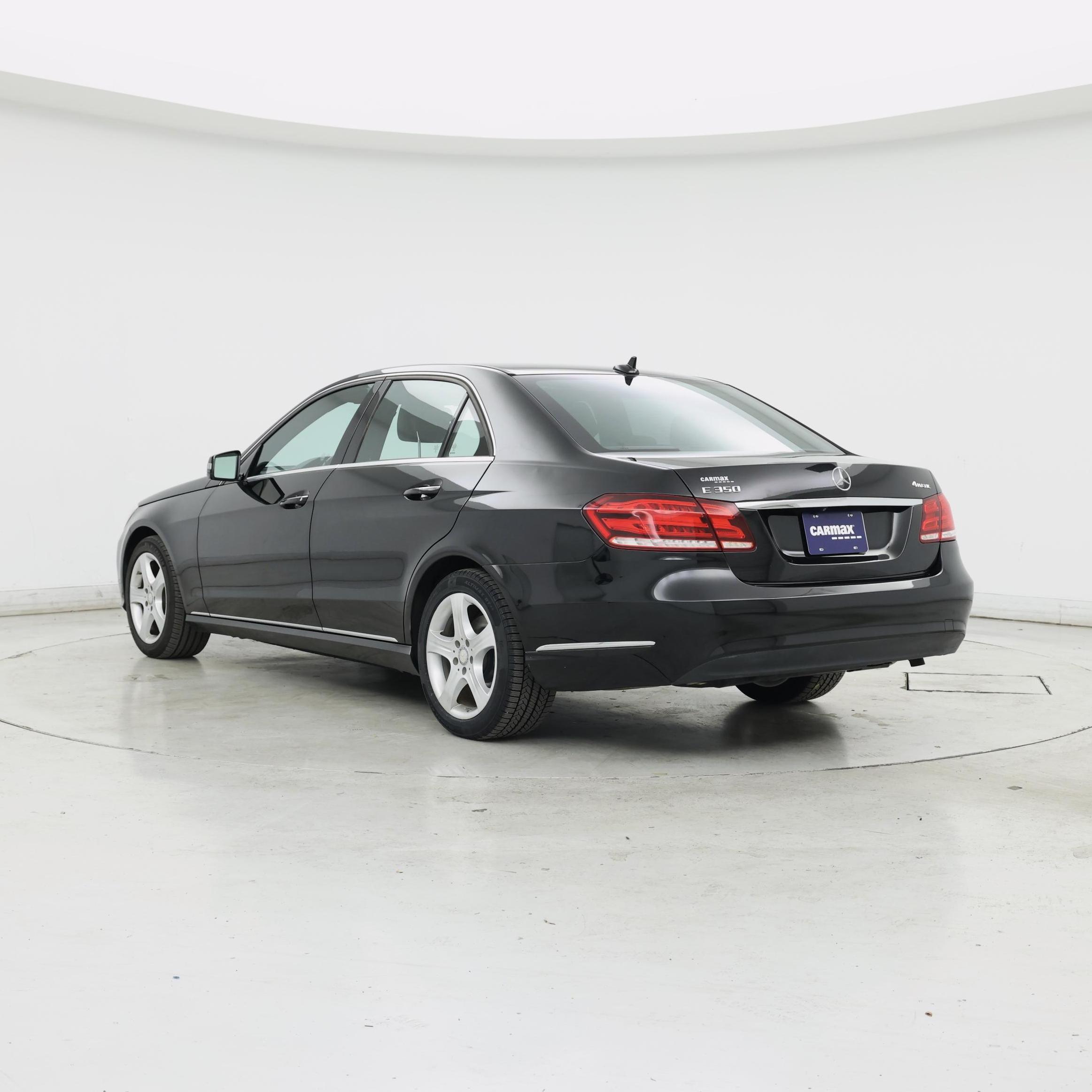 Thumbnail: 2015 Mercedes-Benz E-Class - 2