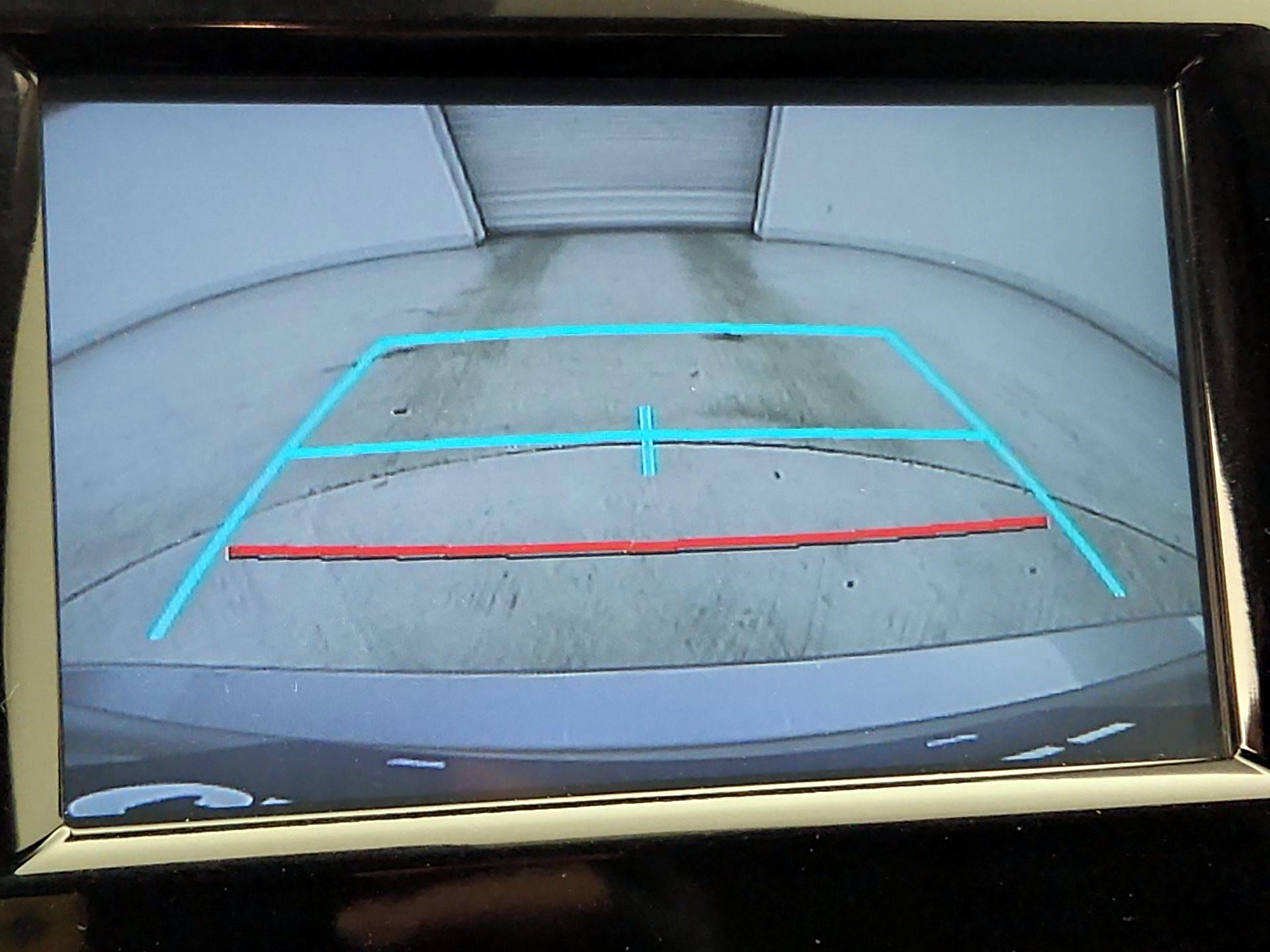 Thumbnail: 2019 Toyota Camry - 14