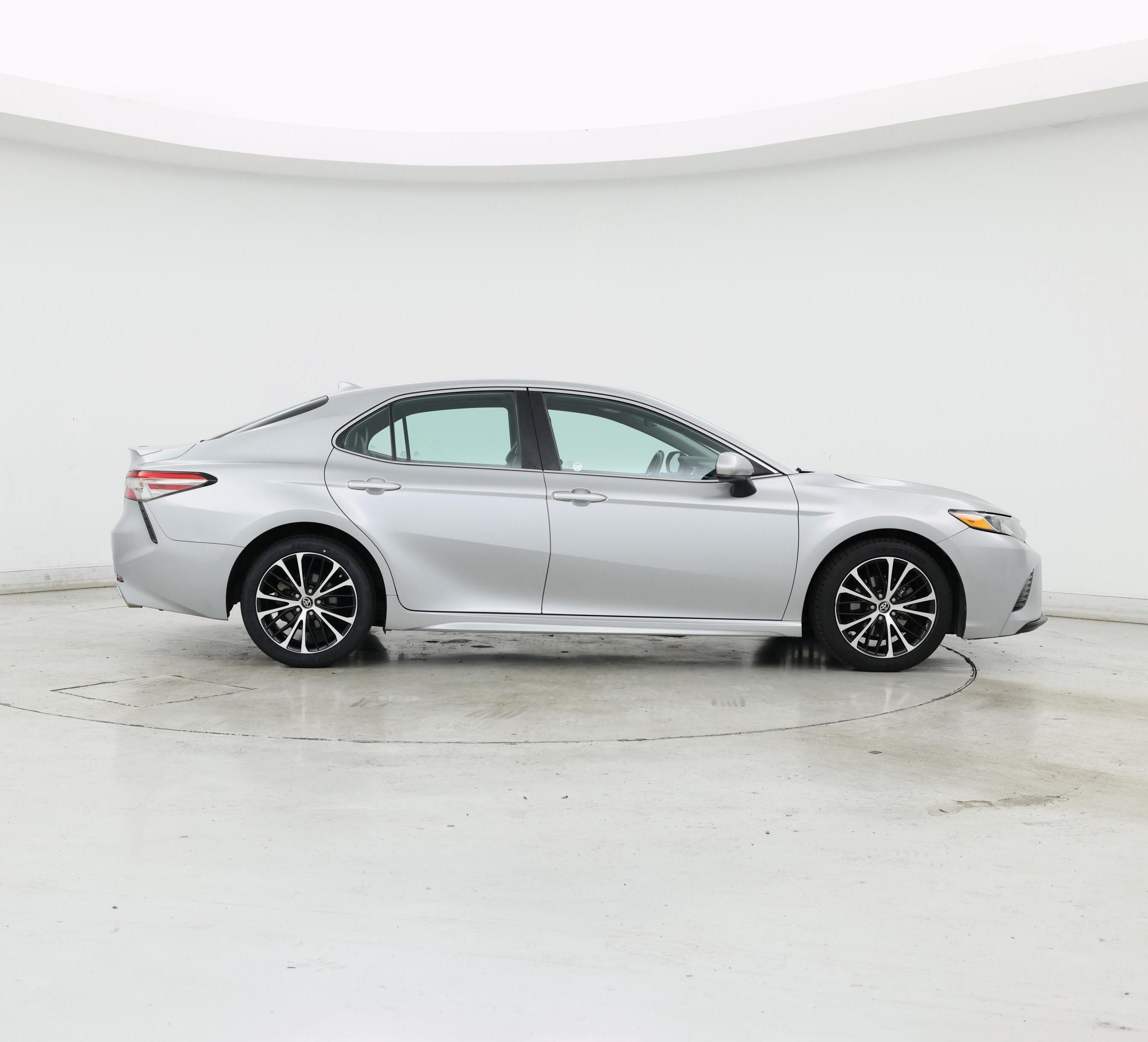Thumbnail: 2019 Toyota Camry - 7
