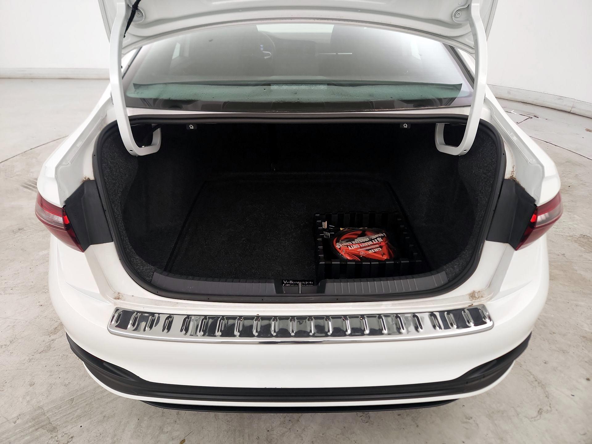 Thumbnail: 2024 Volkswagen Jetta - 20