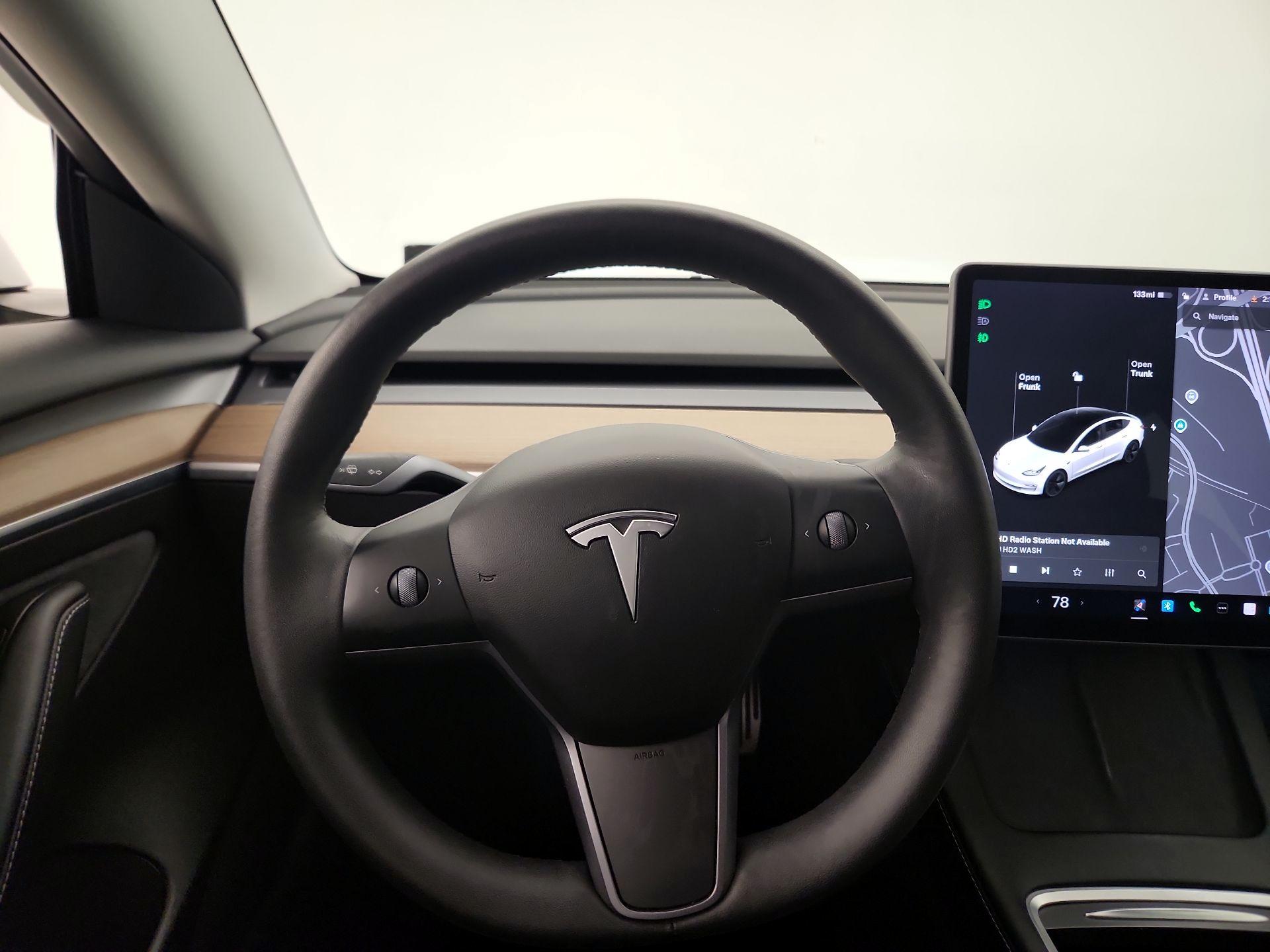 Thumbnail: 2022 Tesla Model 3 - 10