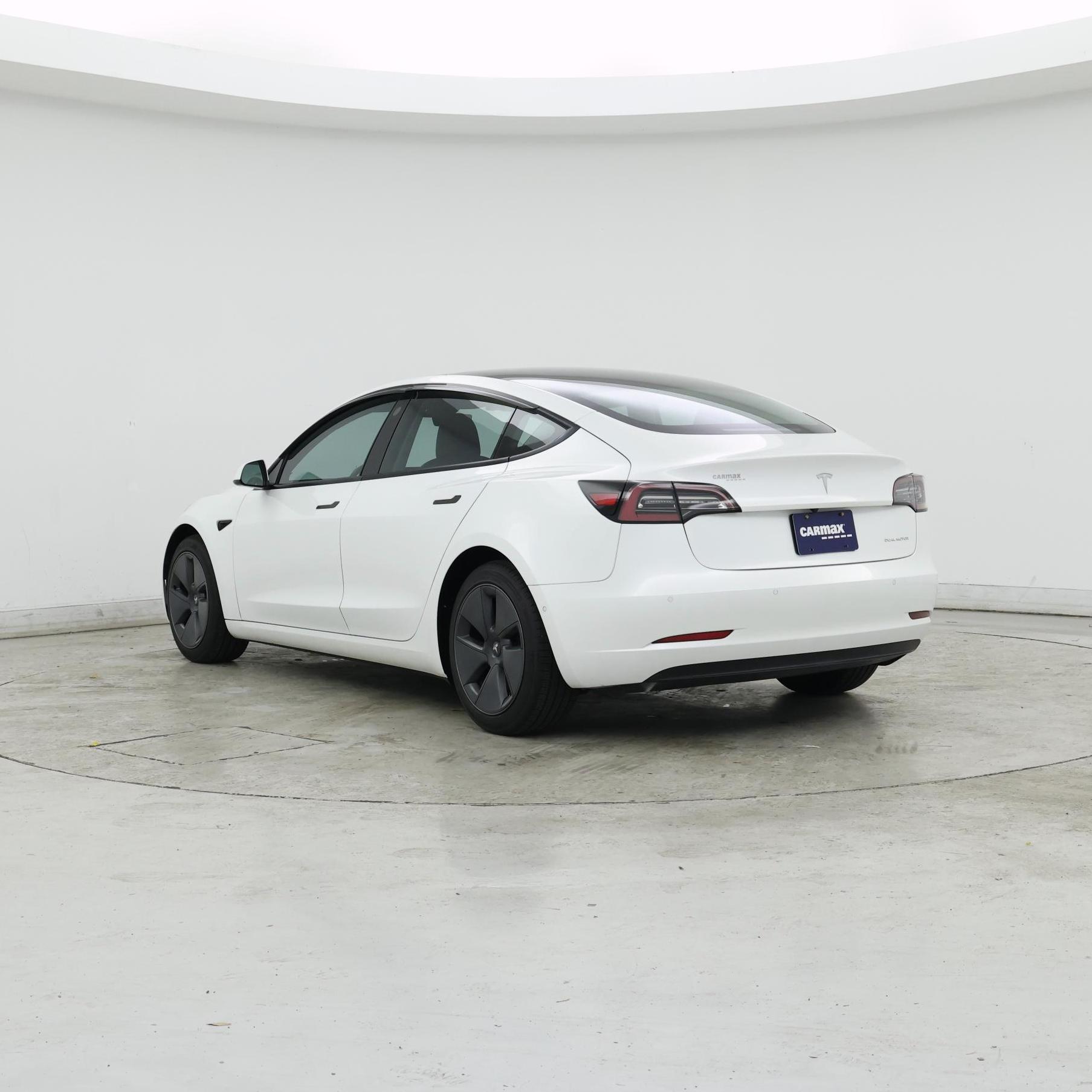 Thumbnail: 2022 Tesla Model 3 - 2