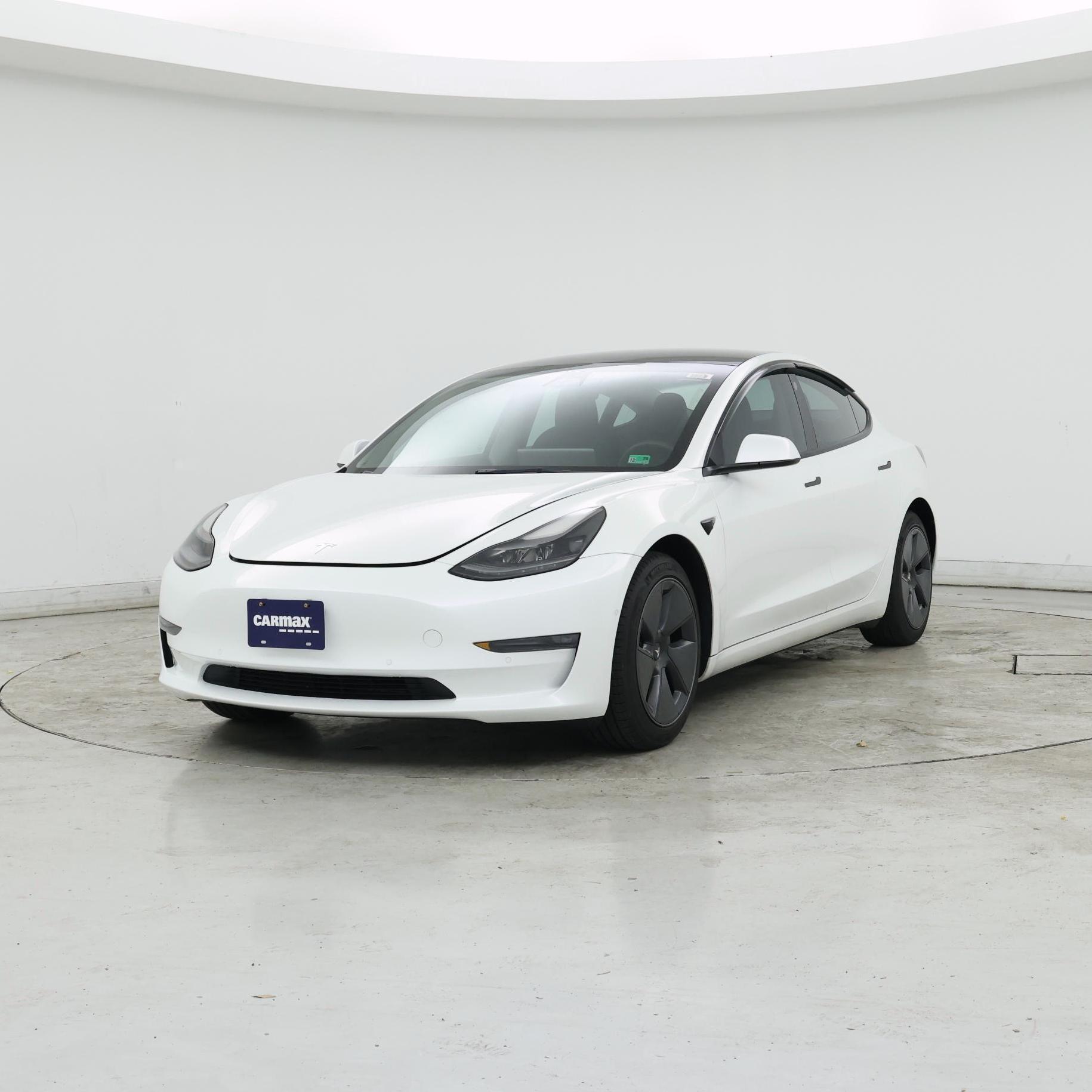 Thumbnail: 2022 Tesla Model 3 - 4