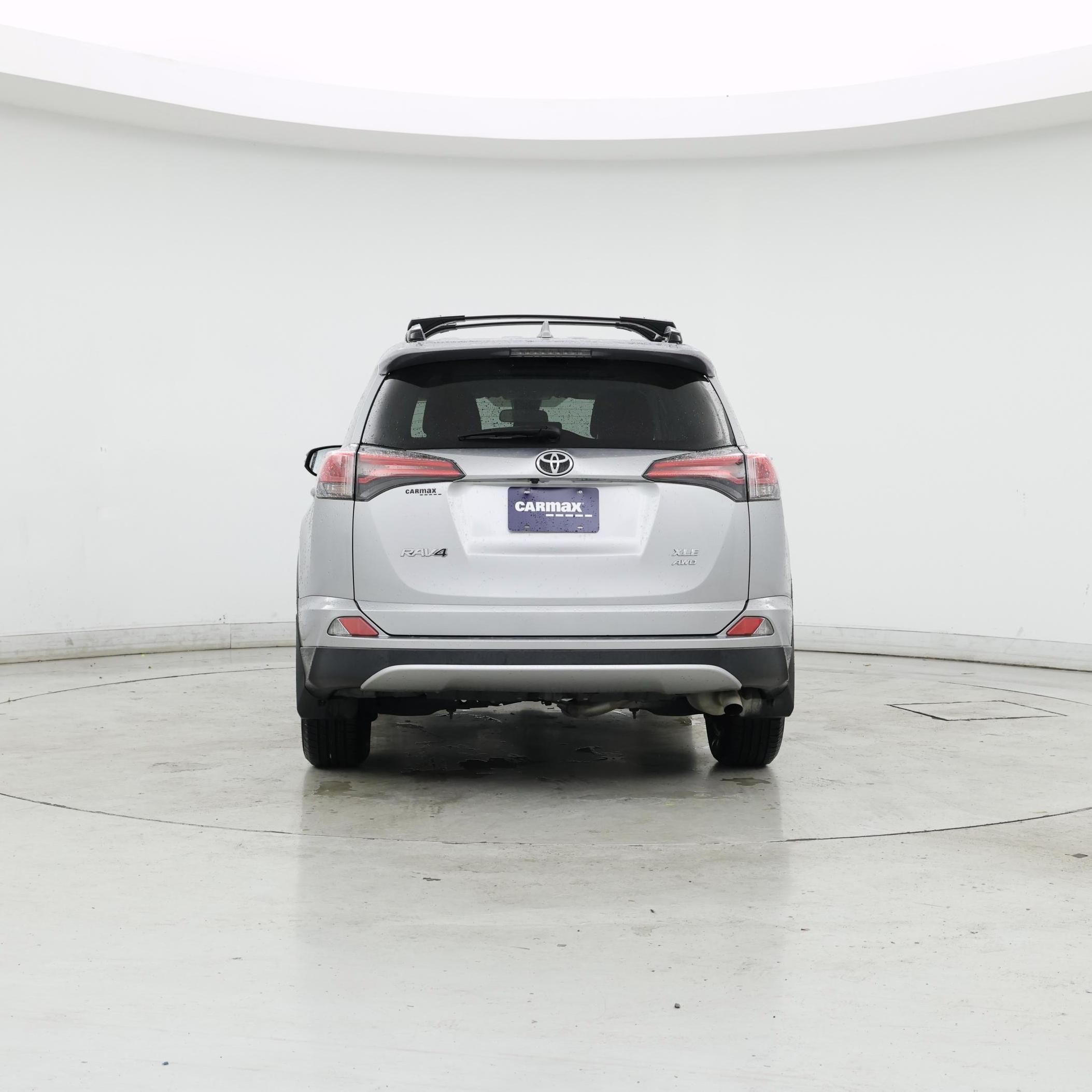 Thumbnail: 2018 Toyota RAV4 - 6