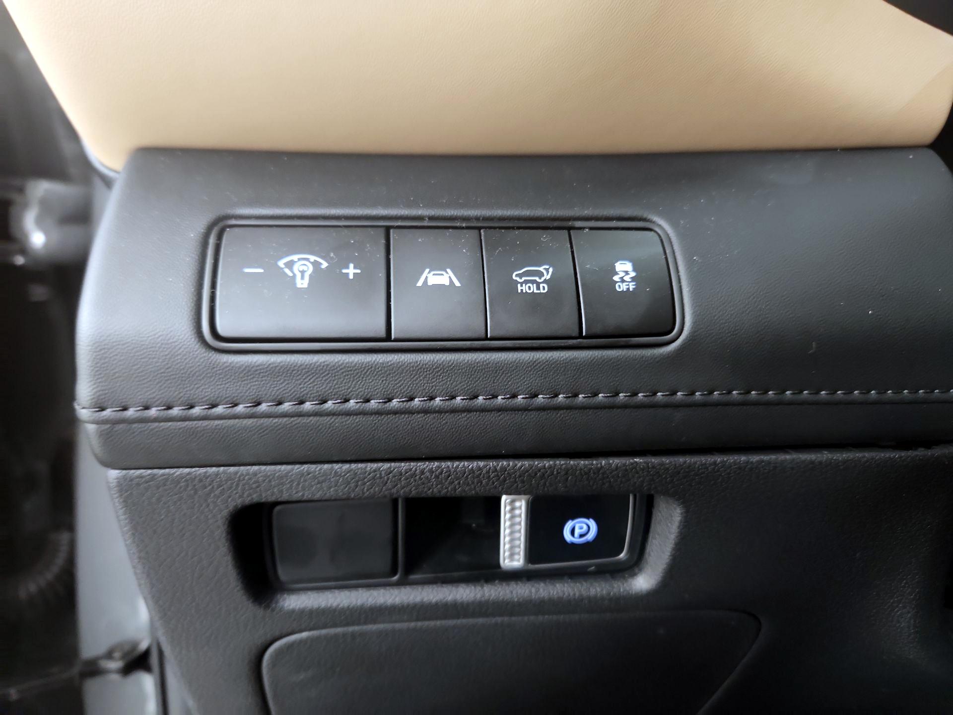 Thumbnail: 2022 Hyundai Santa Fe - 13