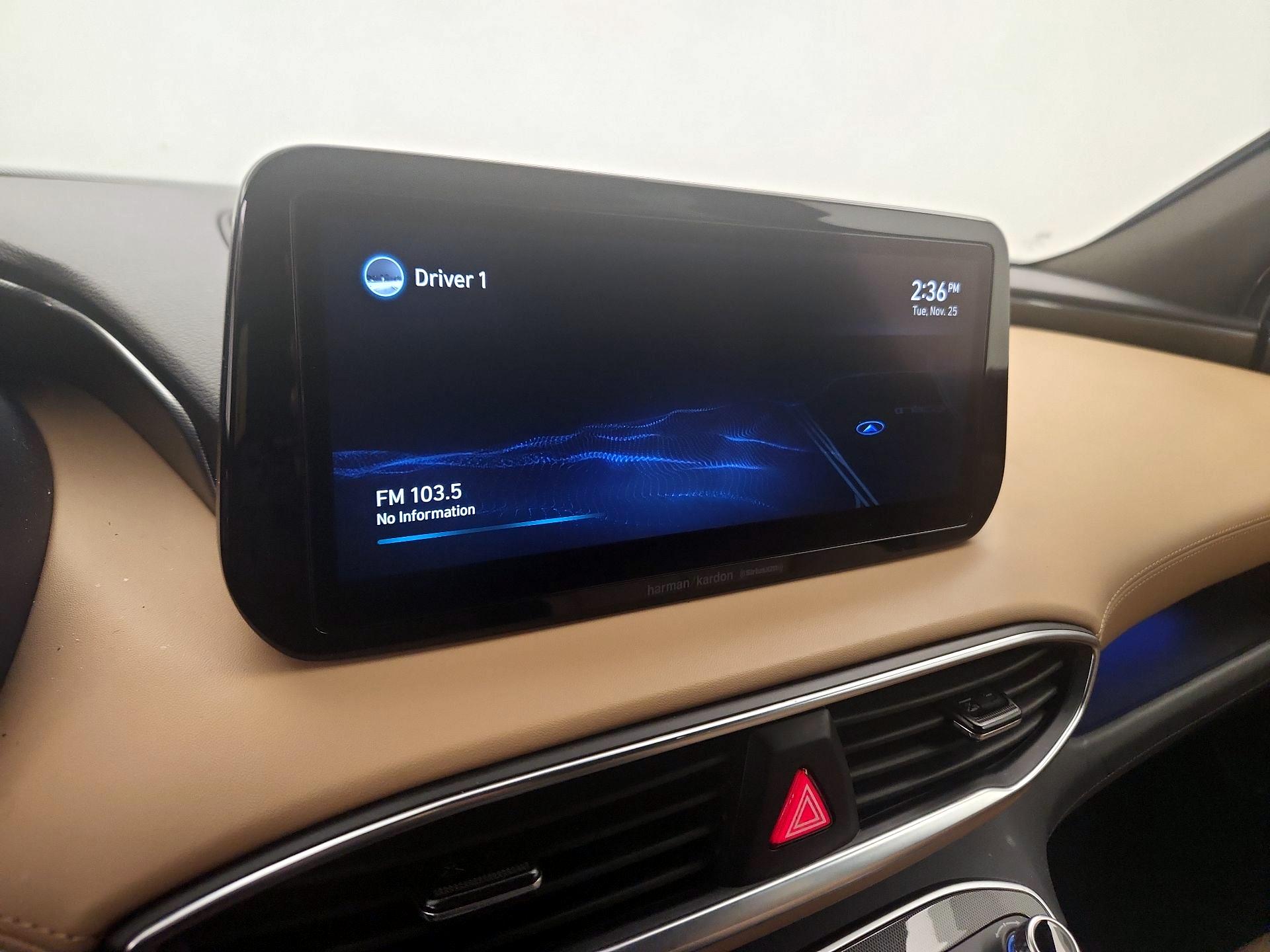 Thumbnail: 2022 Hyundai Santa Fe - 15