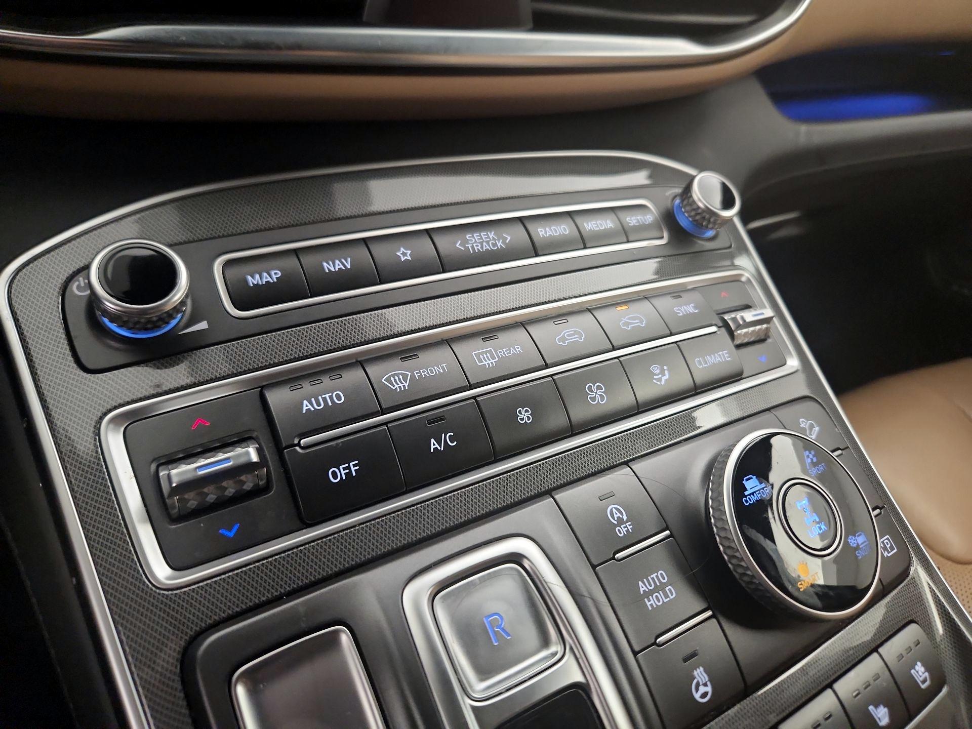 Thumbnail: 2022 Hyundai Santa Fe - 16