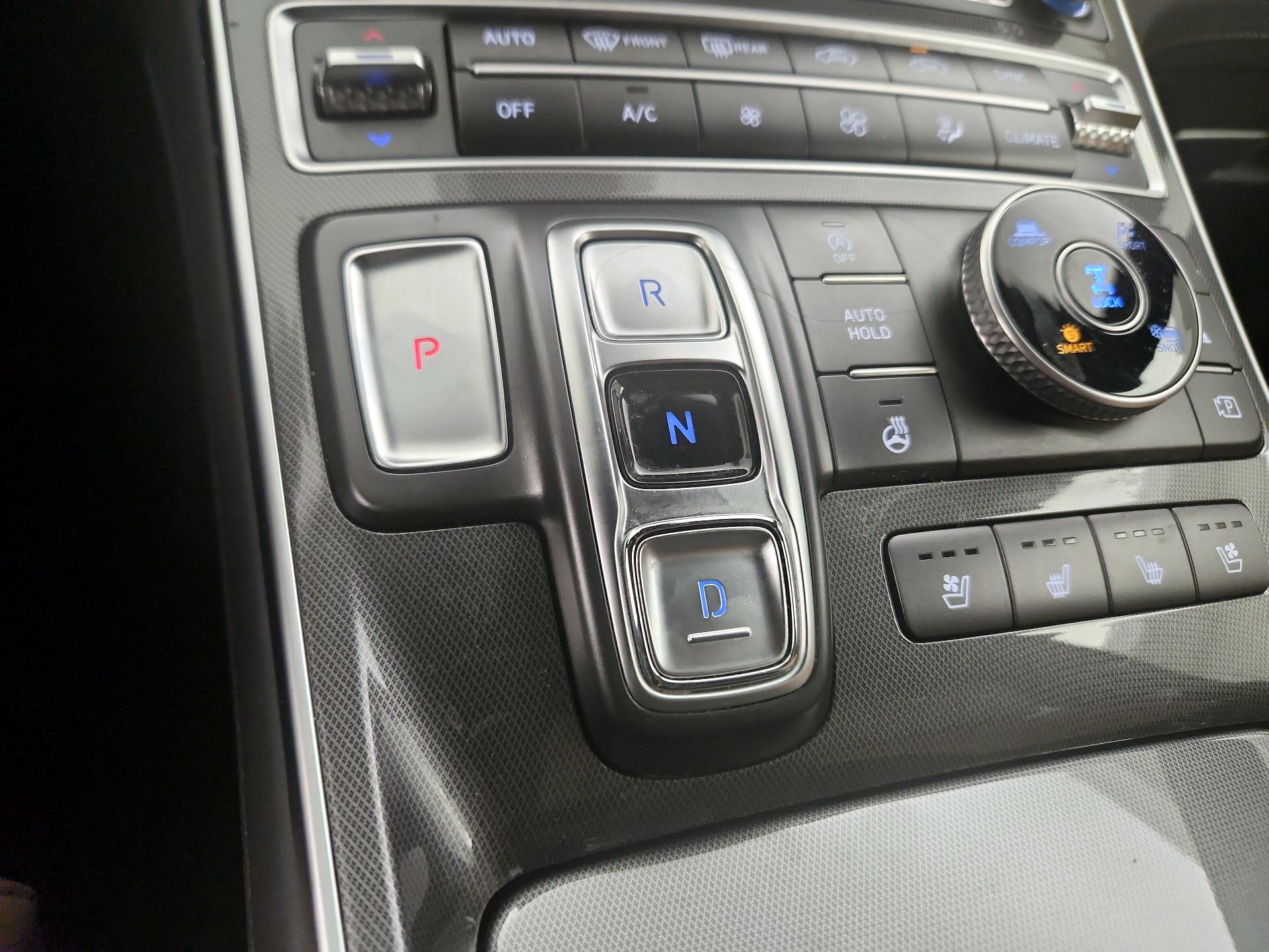 Thumbnail: 2022 Hyundai Santa Fe - 17