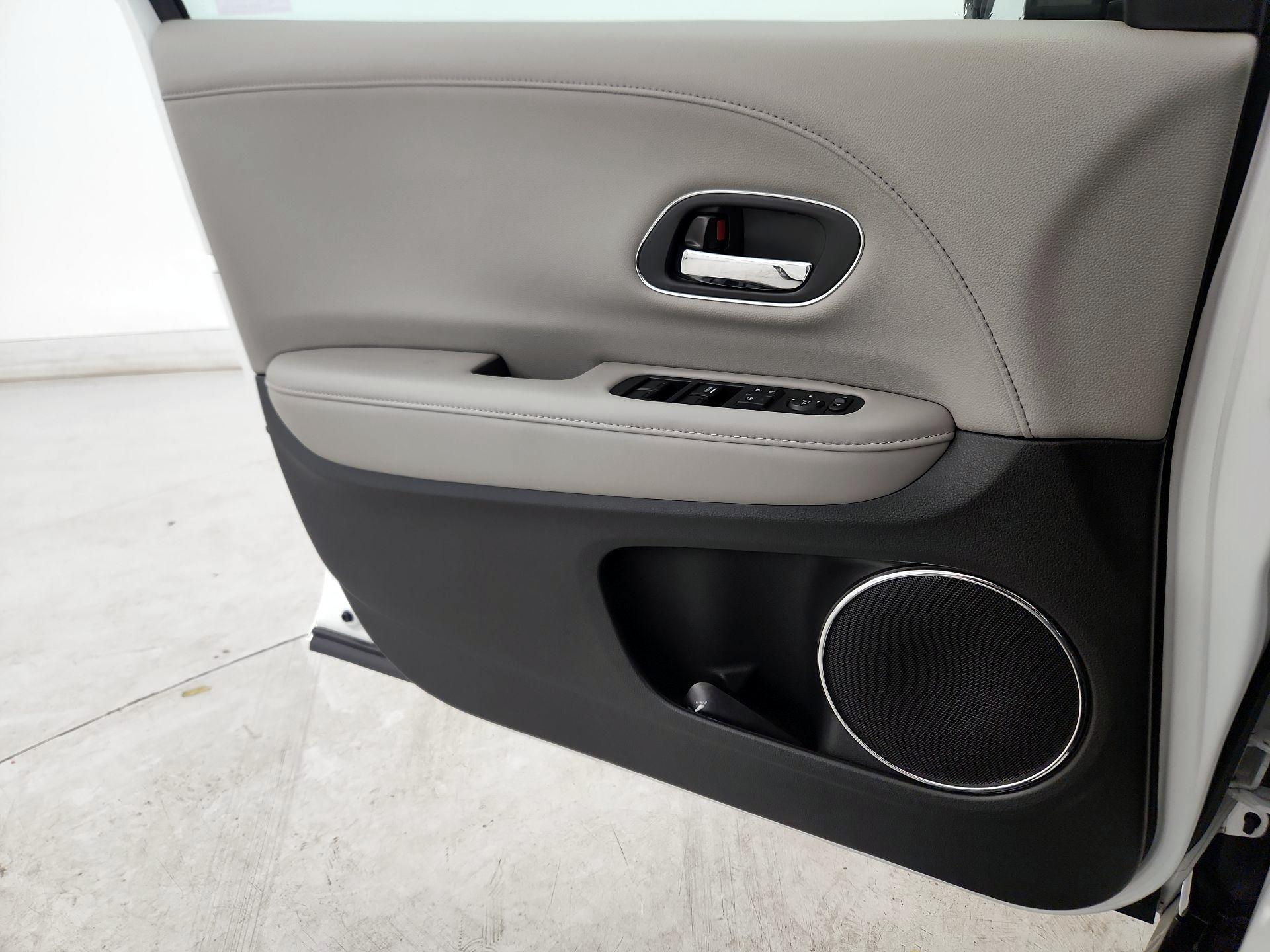 Thumbnail: 2022 Honda HR-V - 12