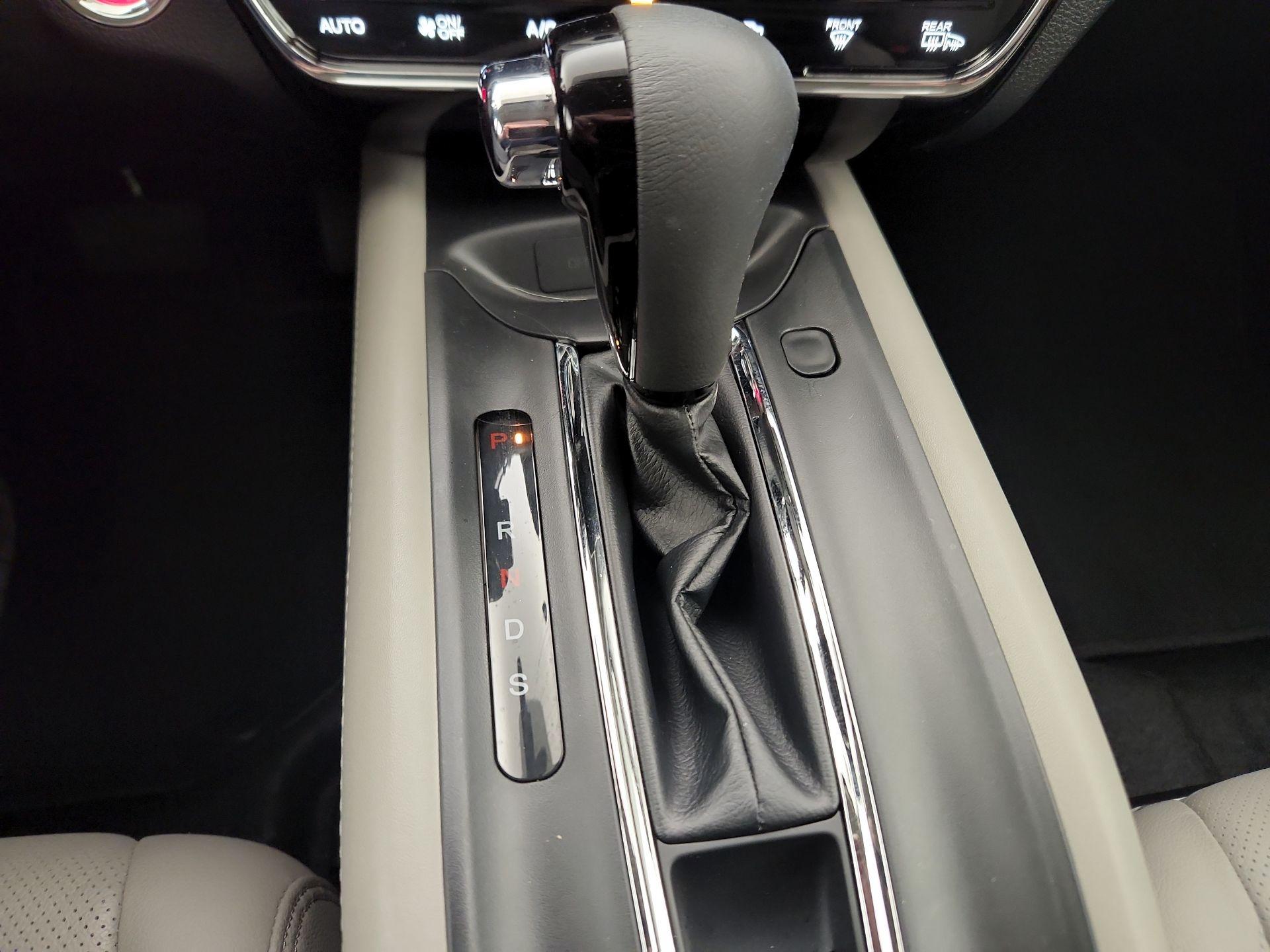 Thumbnail: 2022 Honda HR-V - 17