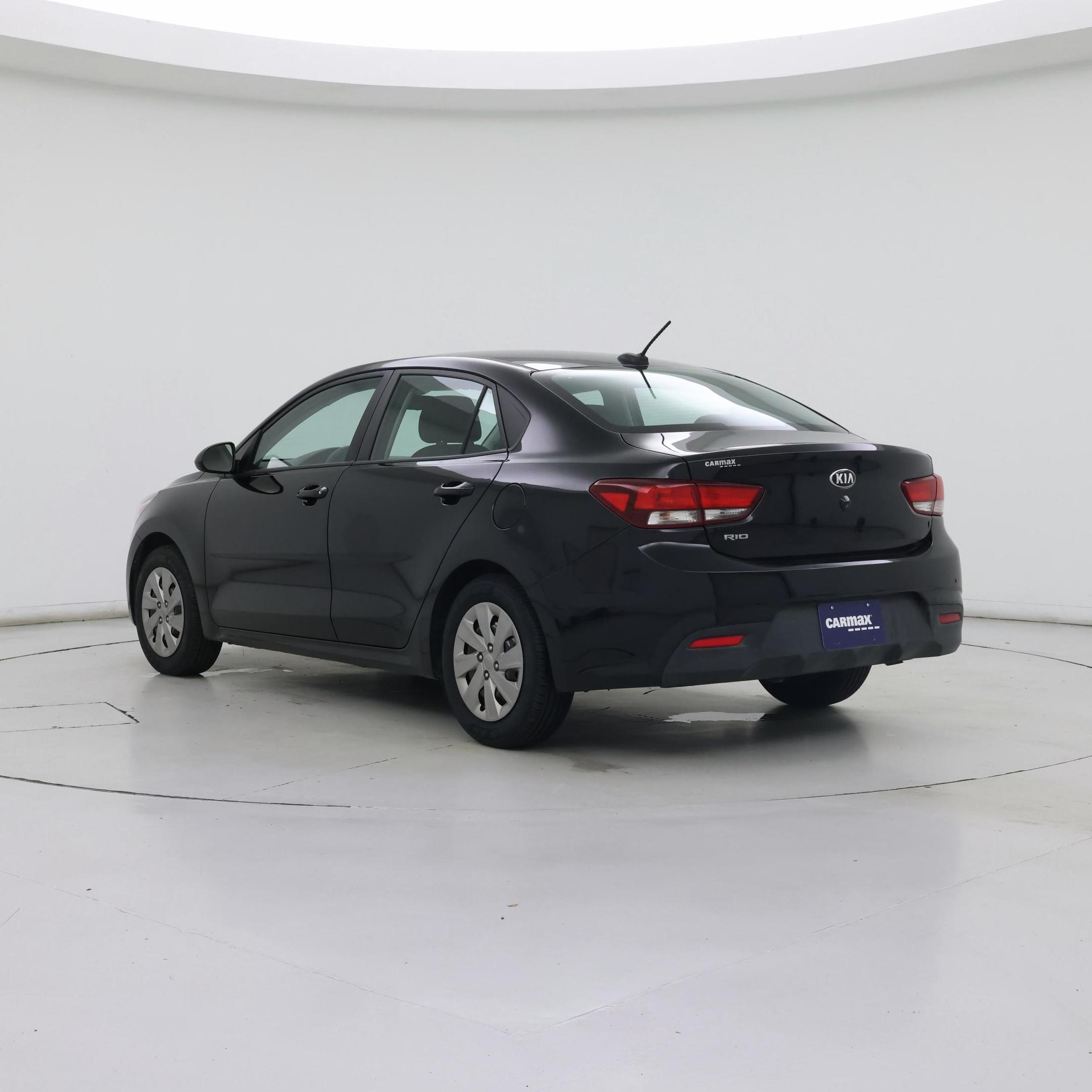 Thumbnail: 2020 Kia Rio - 2