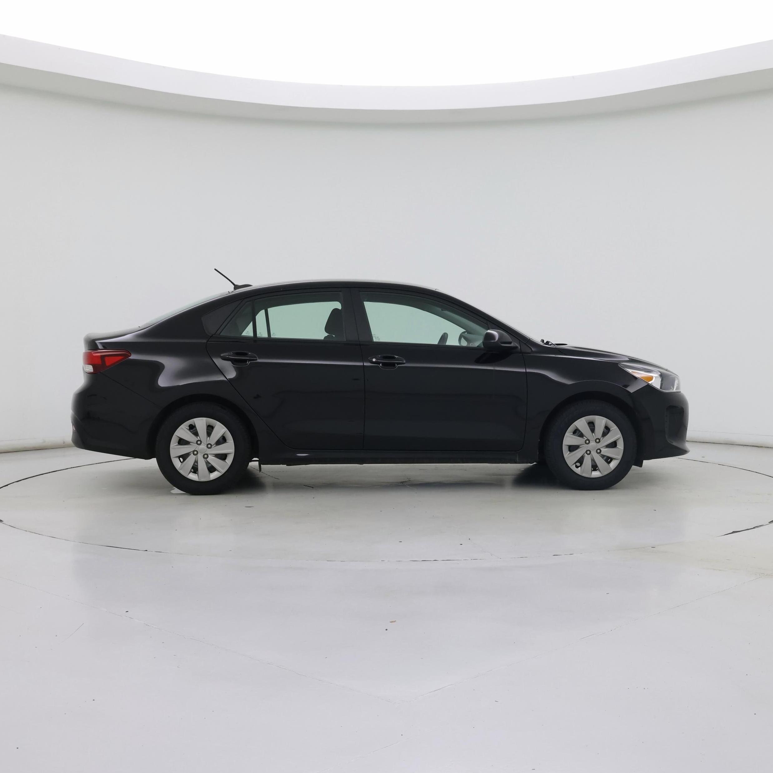 Thumbnail: 2020 Kia Rio - 7